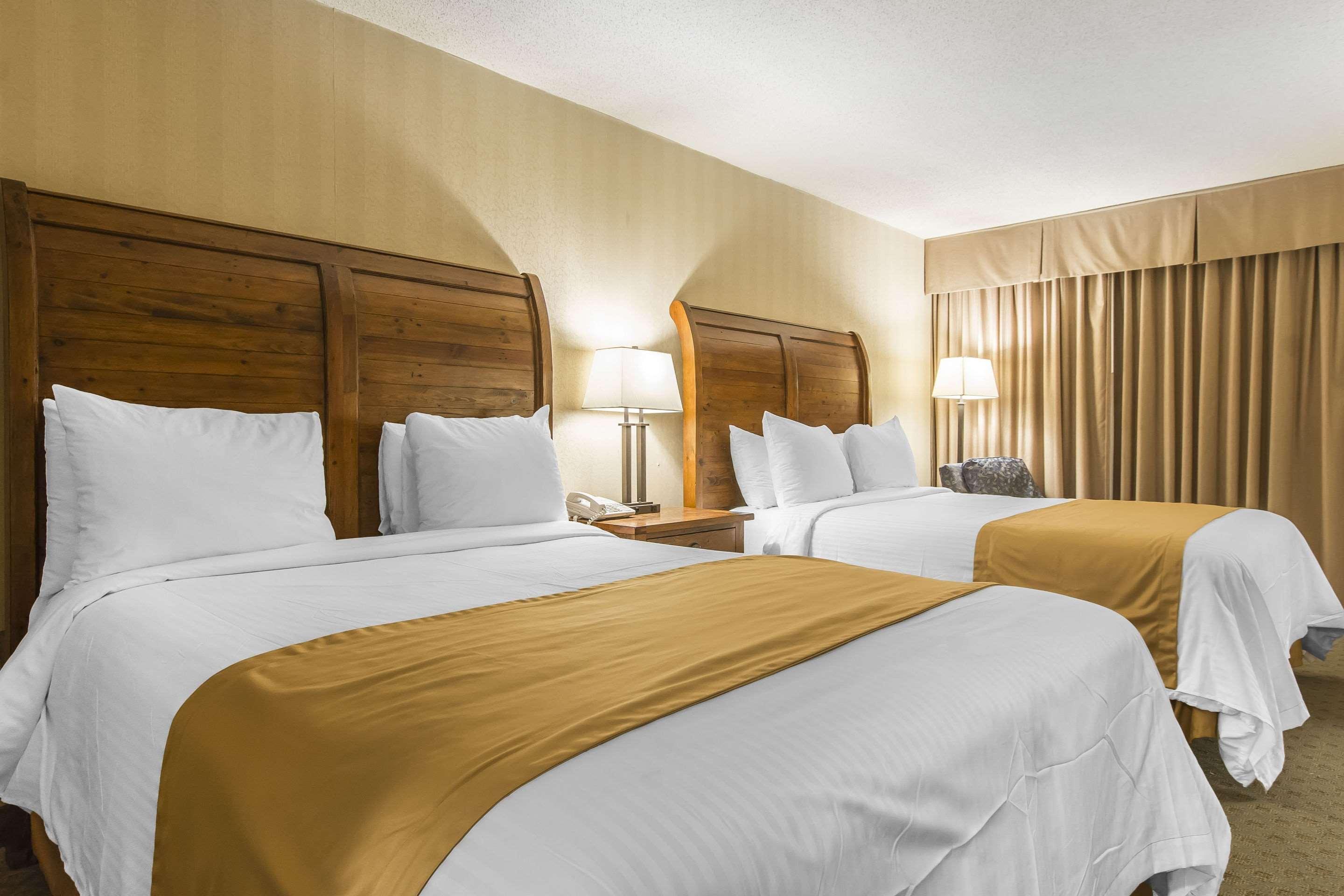 Double Two Queen Beds