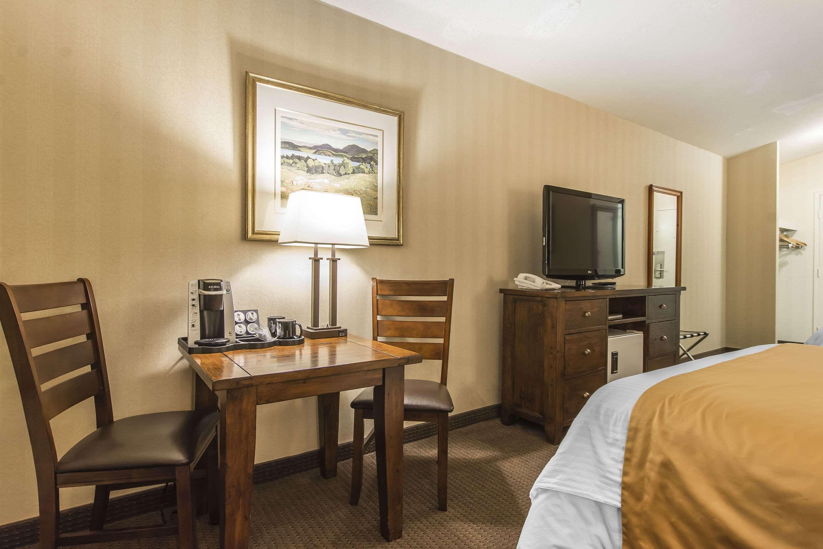 Double Two Double Beds Non Smoking