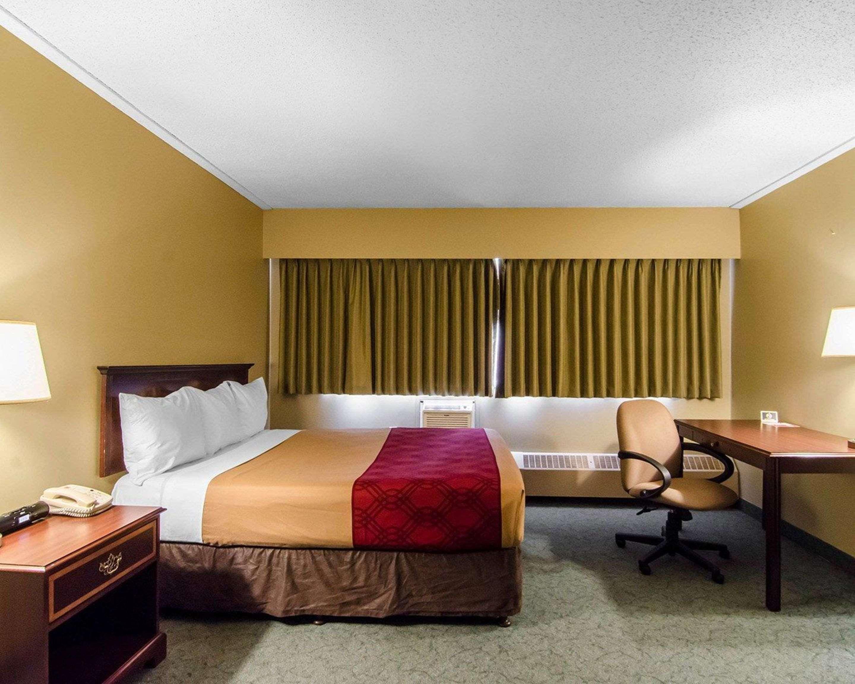 Double Queen Bed Non Smoking