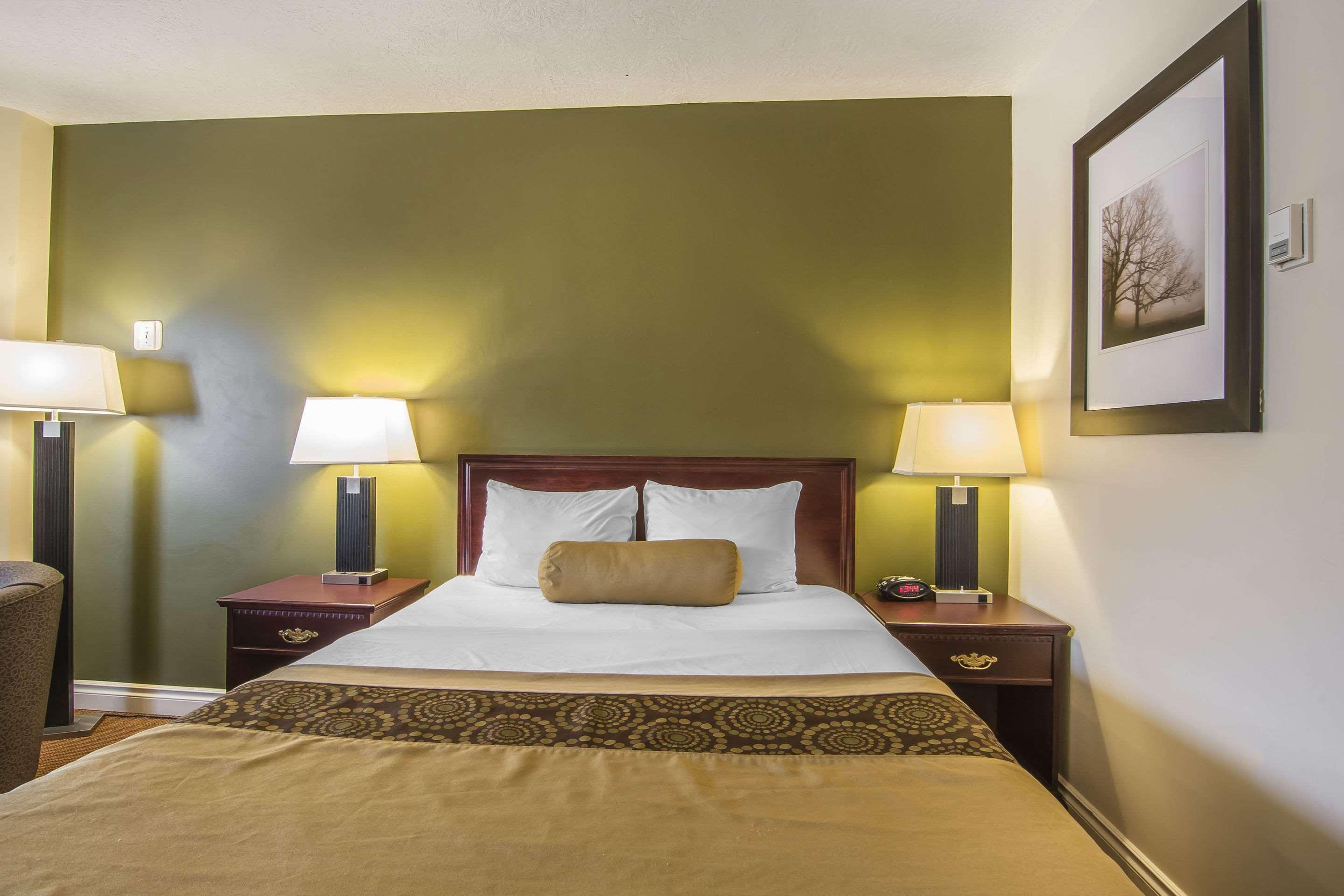 Double Queen Bed Non Smoking