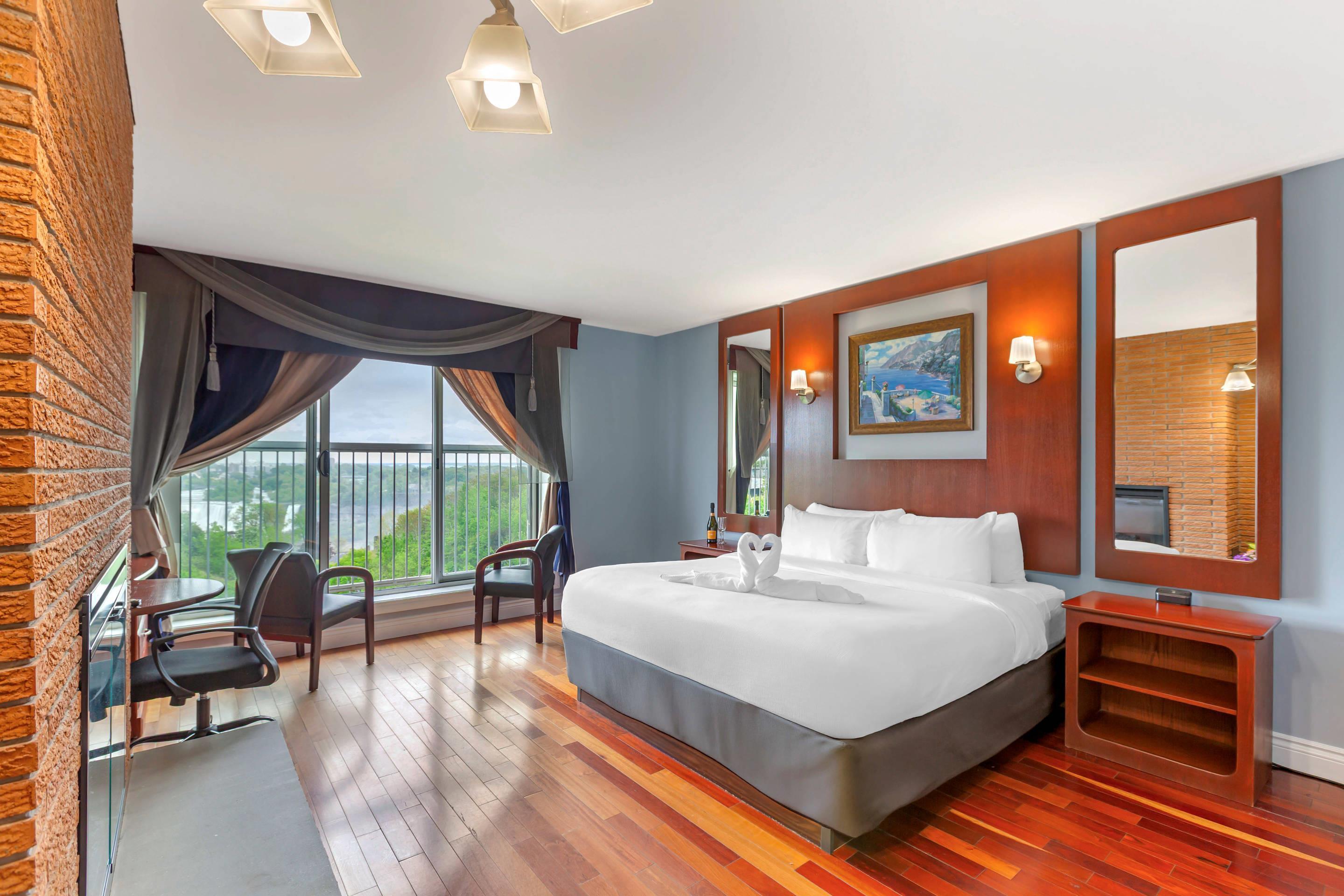 Double Queen Bed Non Smoking