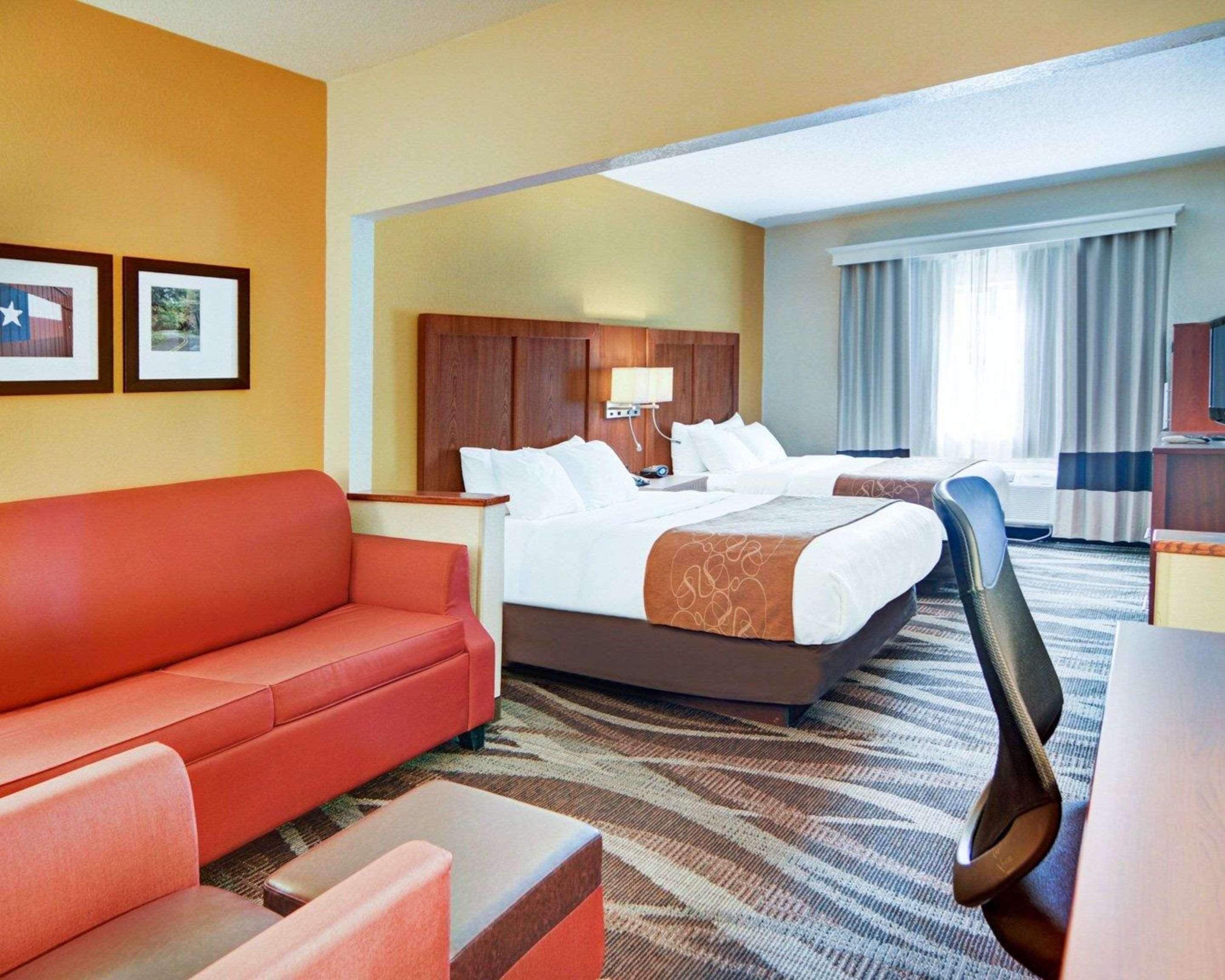 Suite Two Queen Beds