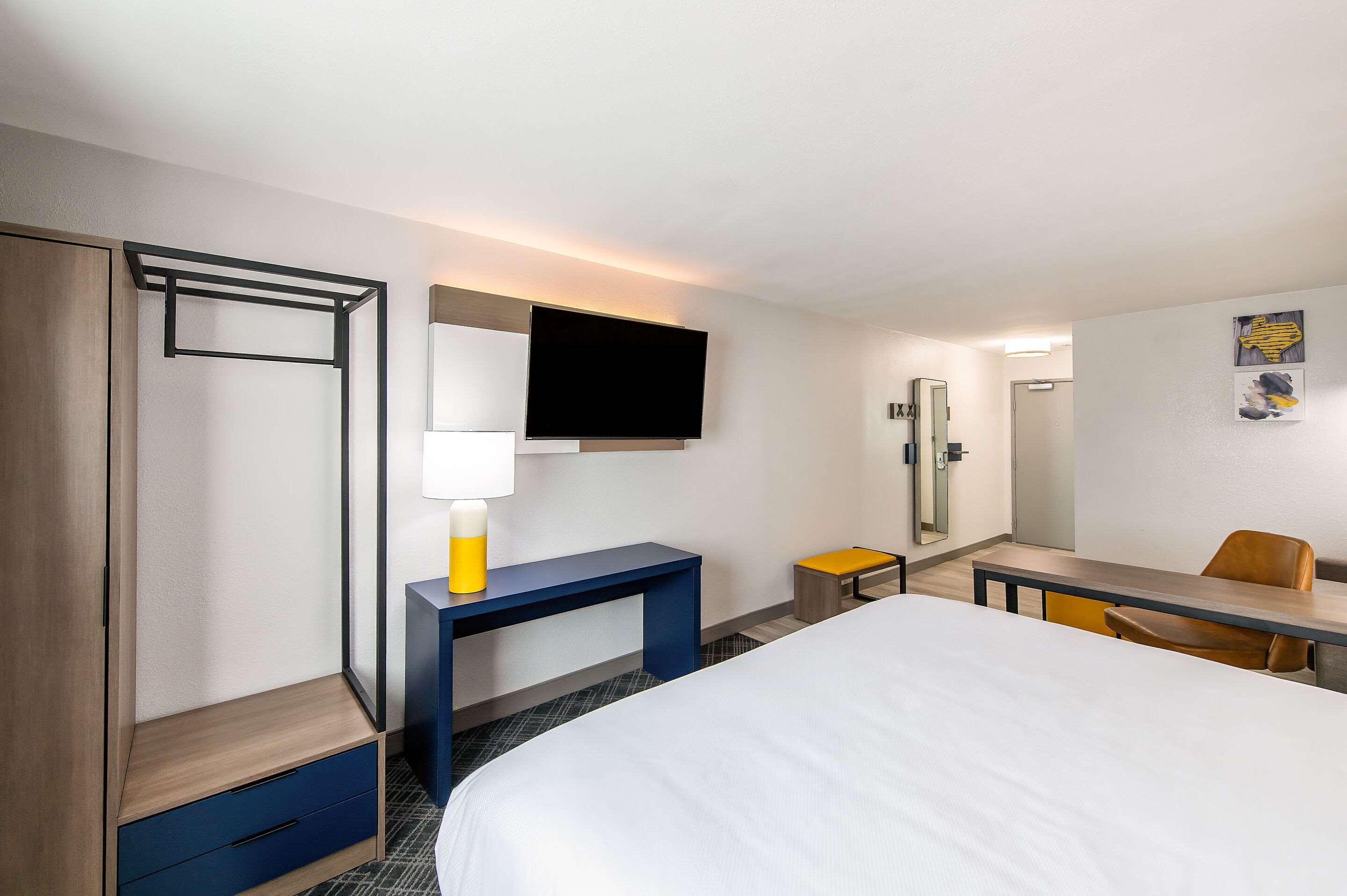 Suite King Bed Non Smoking