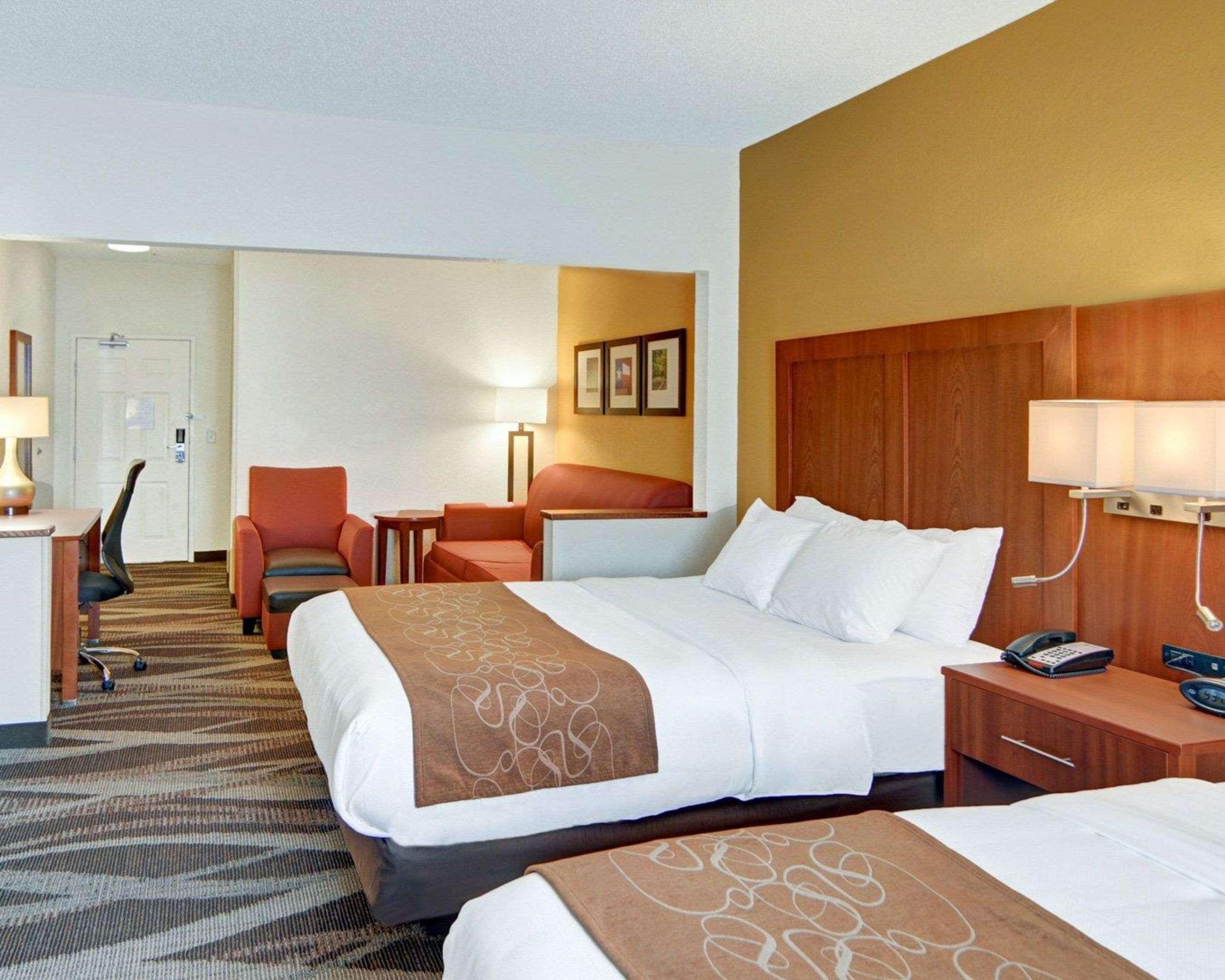 Suite Two Queen Beds