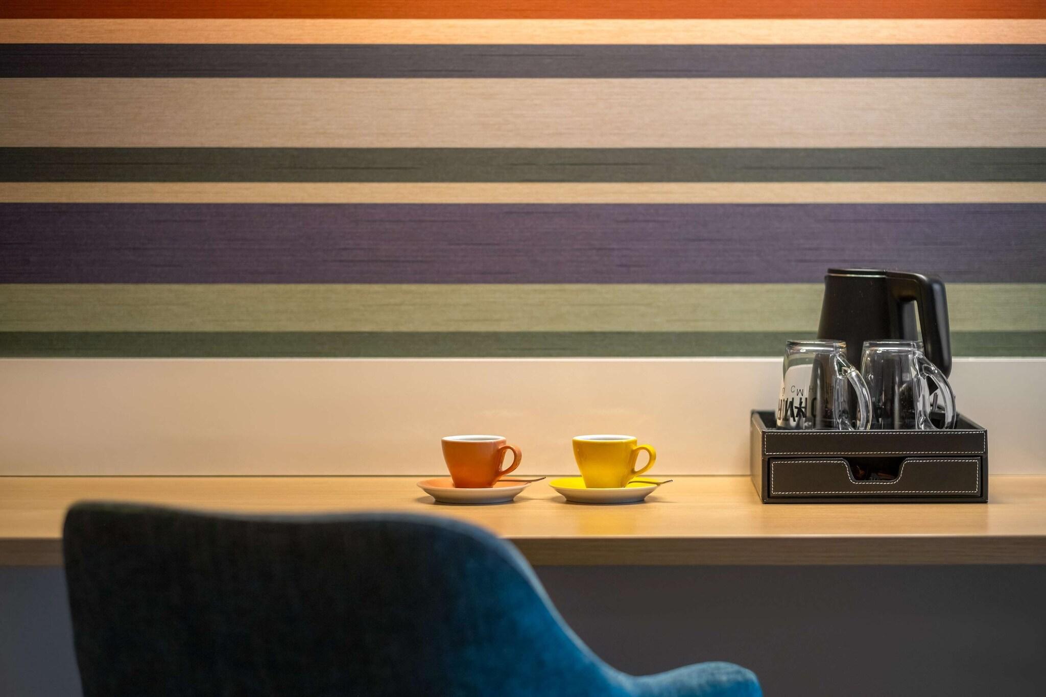 Double Deluxe King Bed