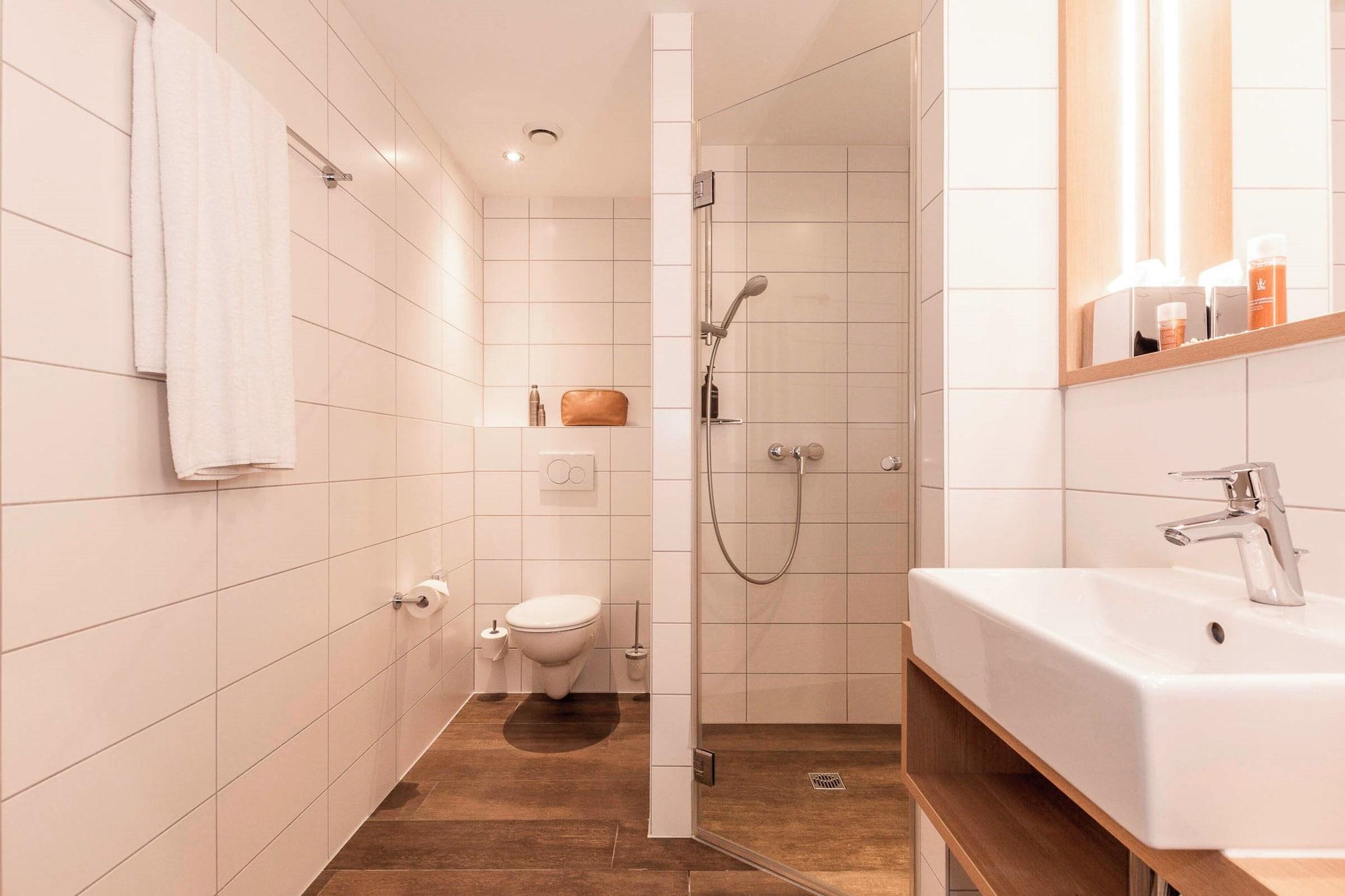 Double Deluxe King Bed