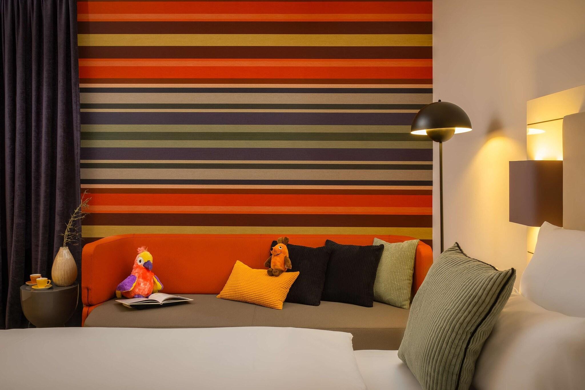 Double Deluxe King Bed