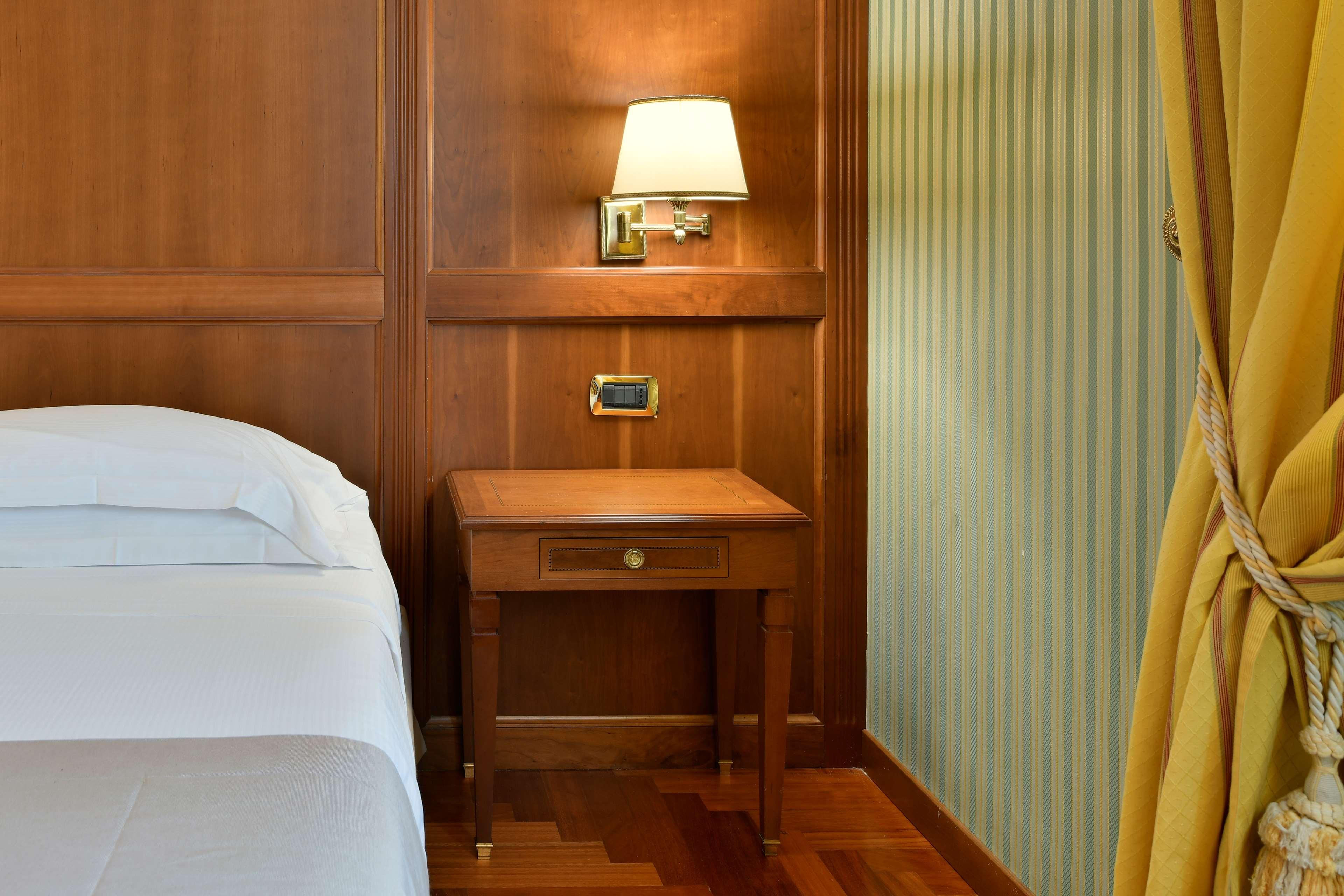 Double Queen Size Bed