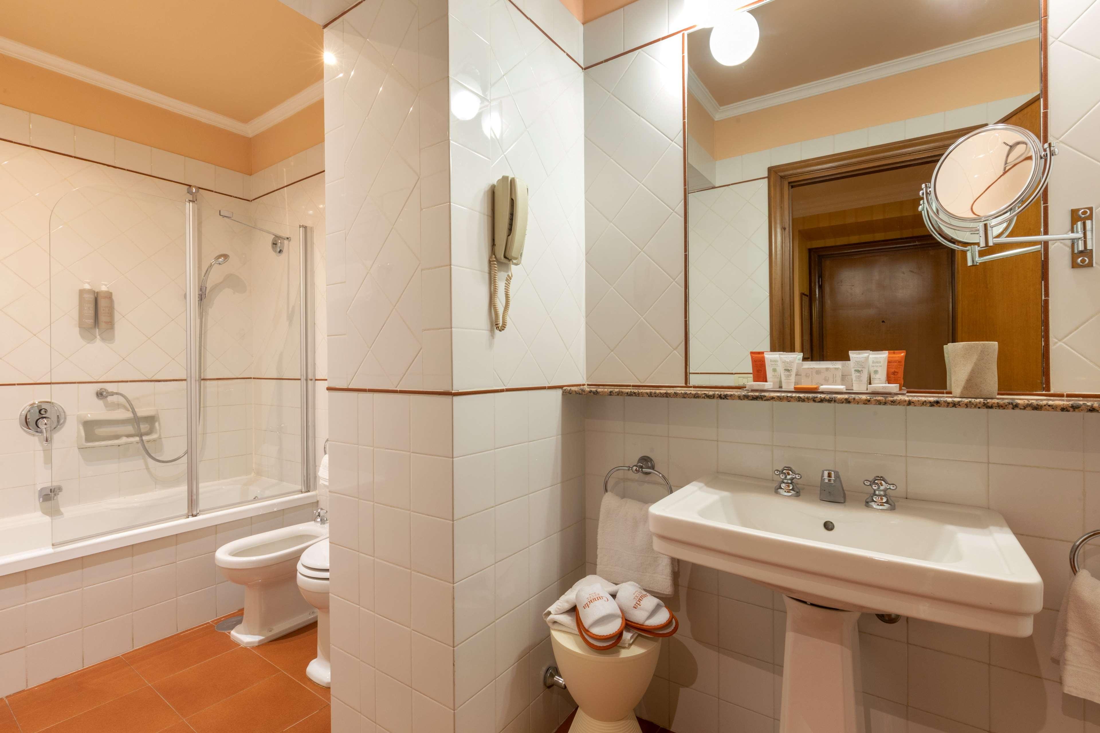 Double or Twin Deluxe