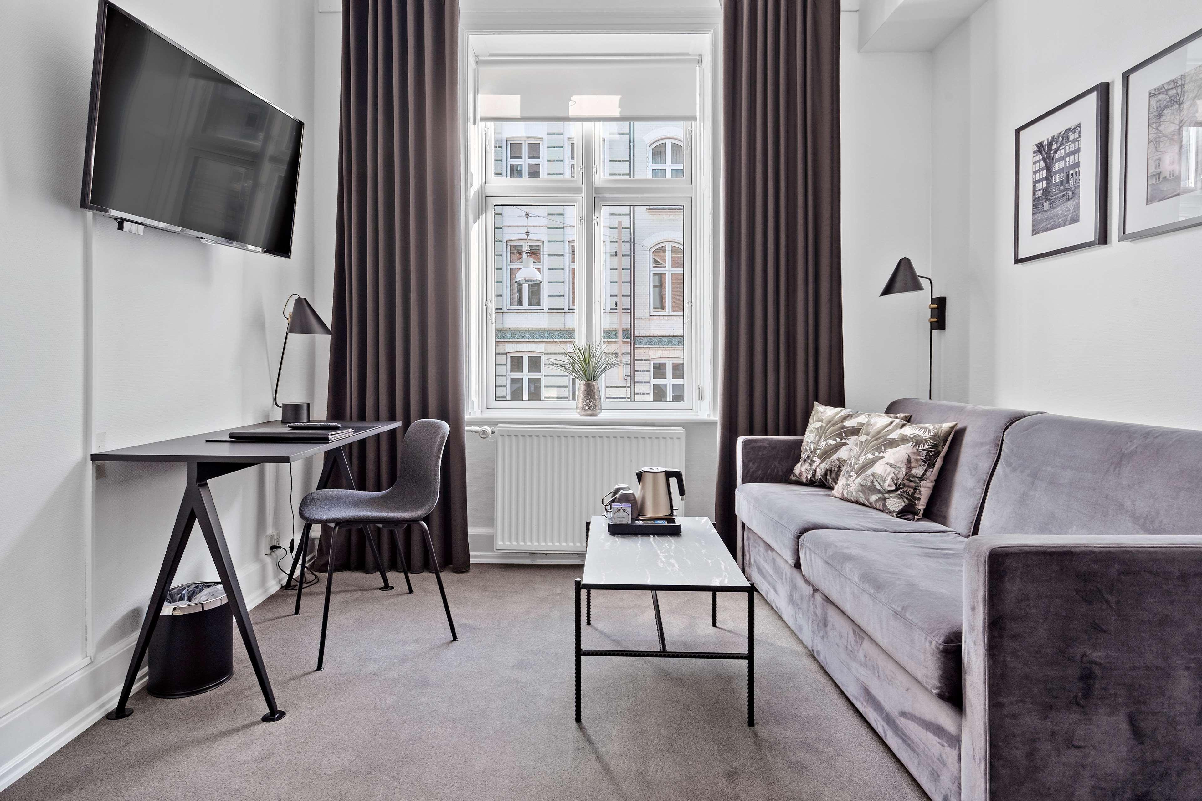 Family Room Capacity 4