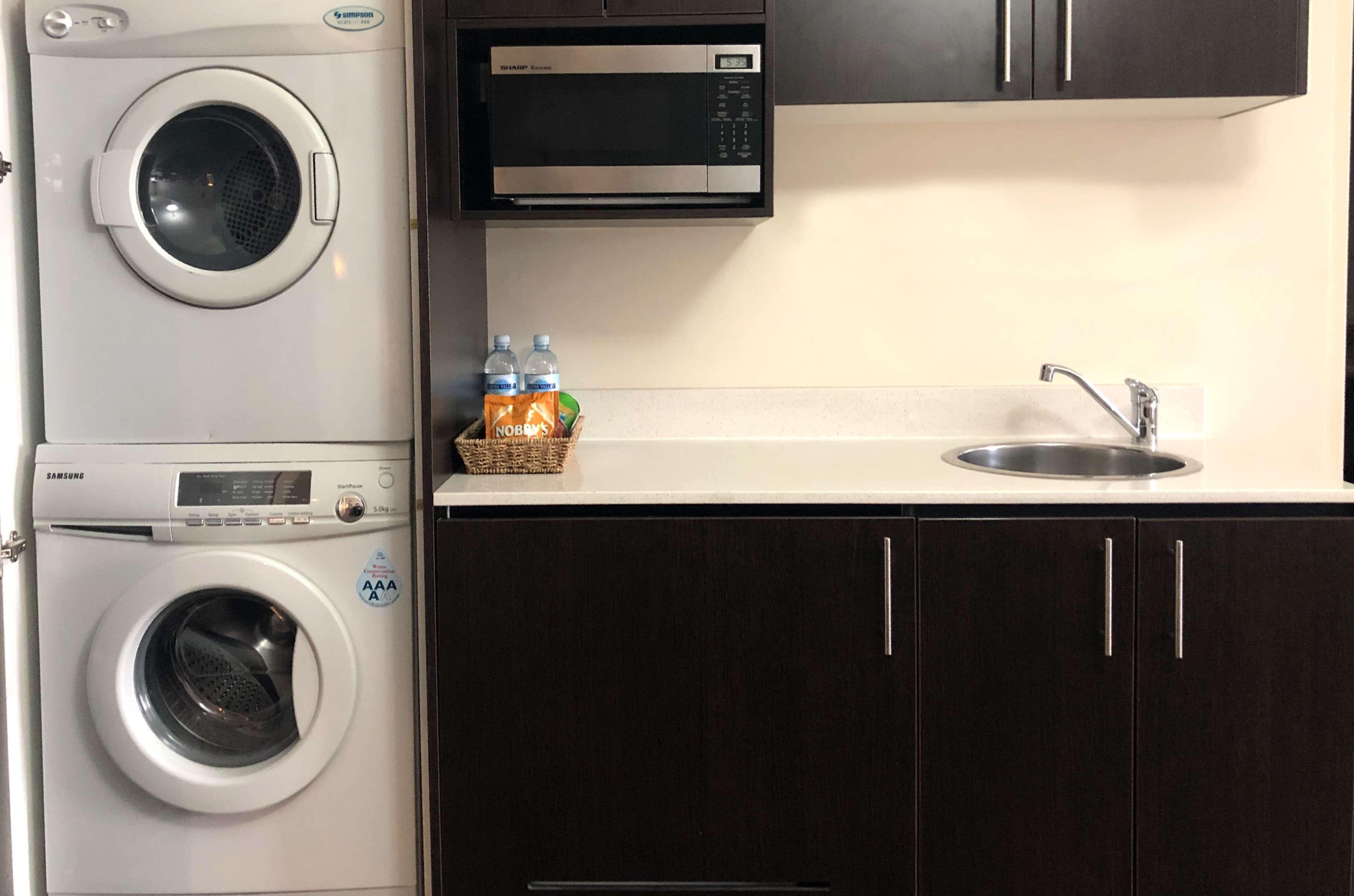 Apartment Queen Size Bed