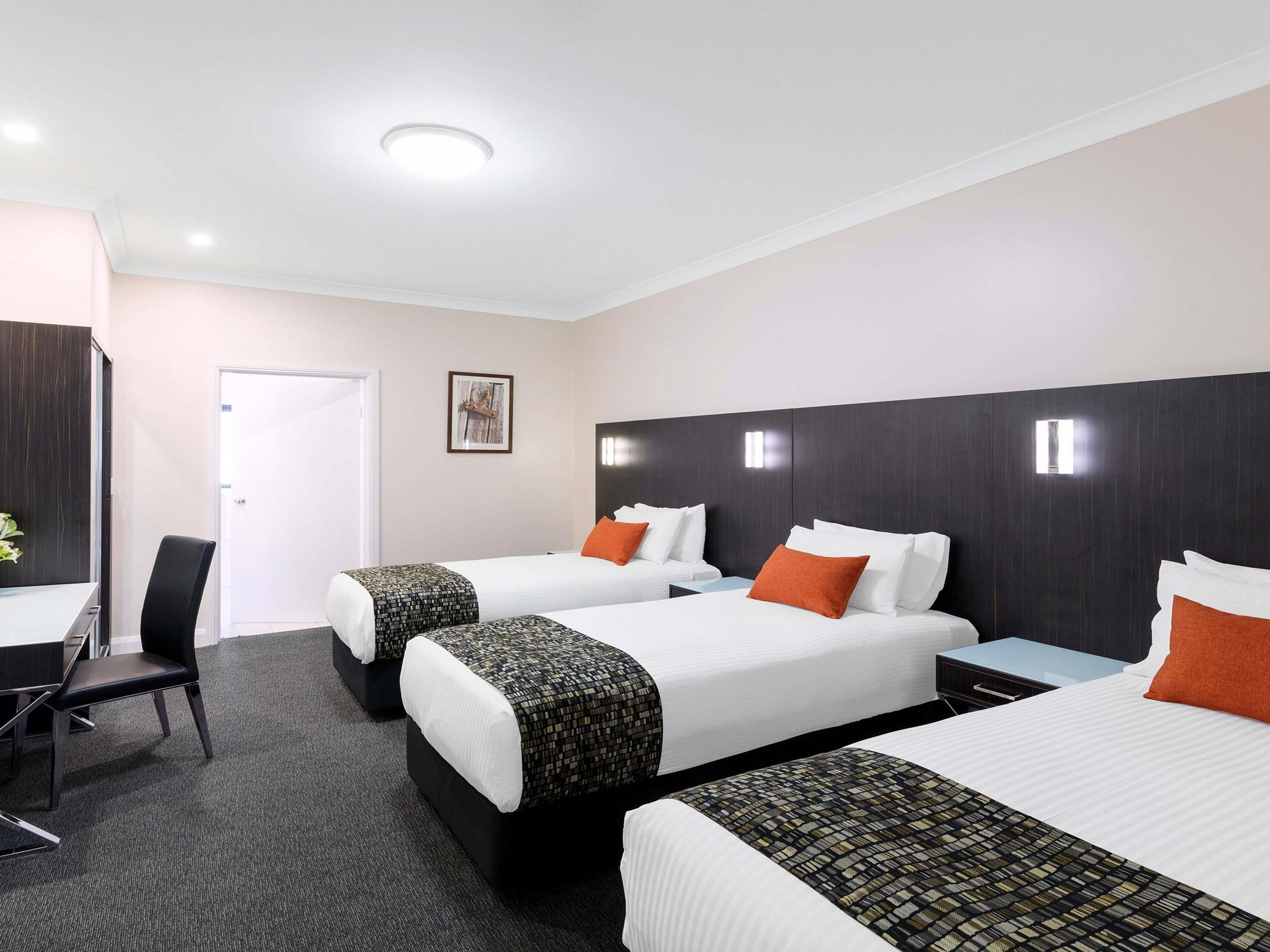 Apartment Queen Size Bed