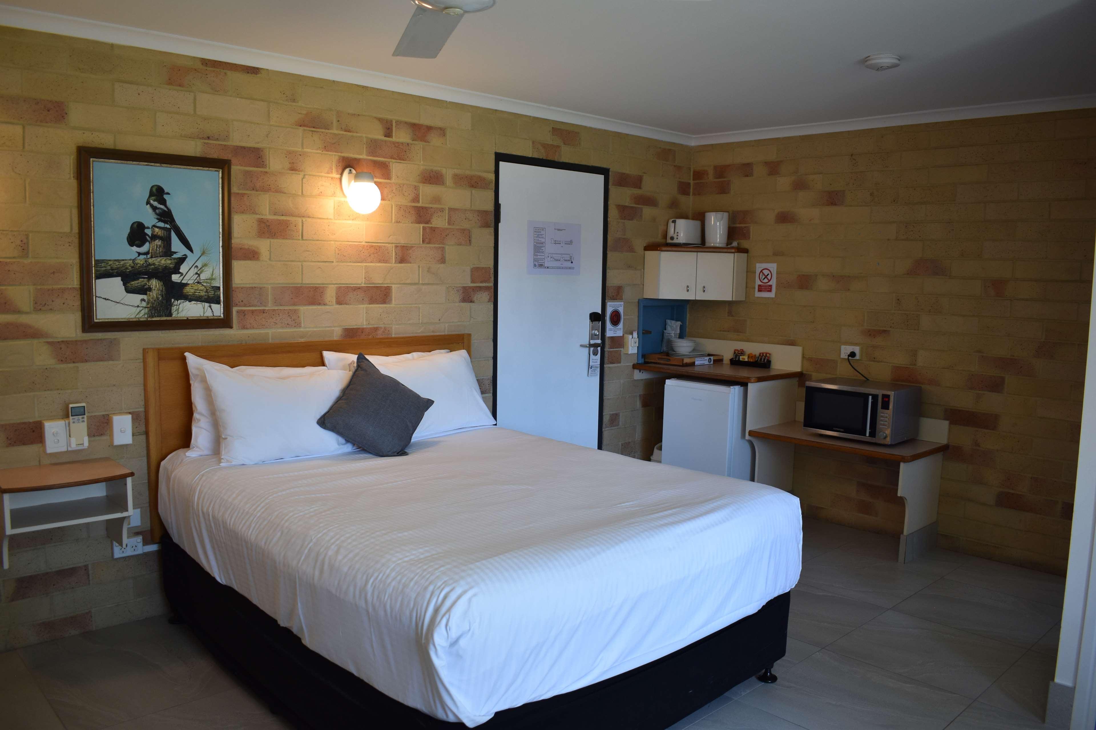 Family Room Executive