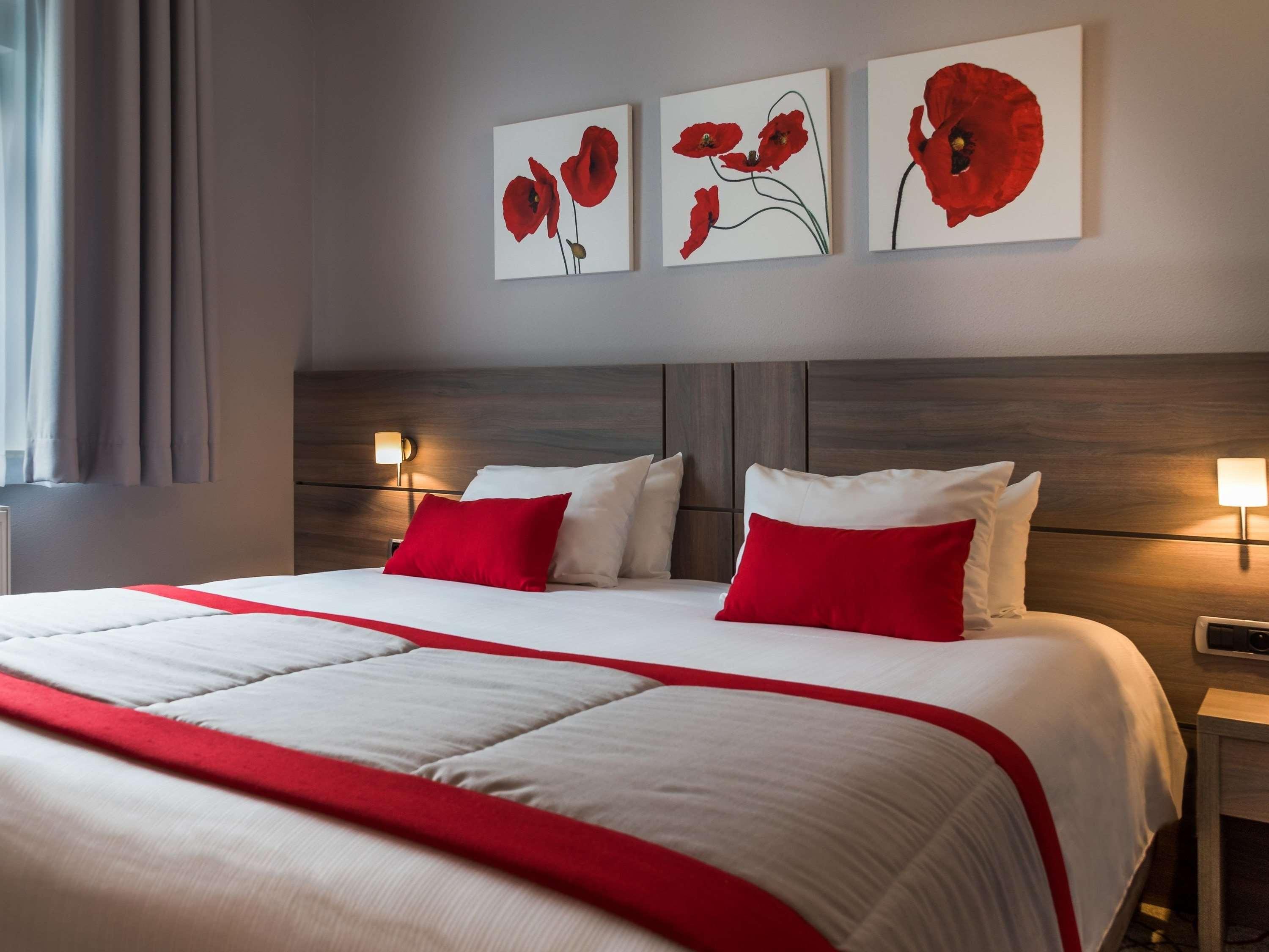 Double King Size Bed