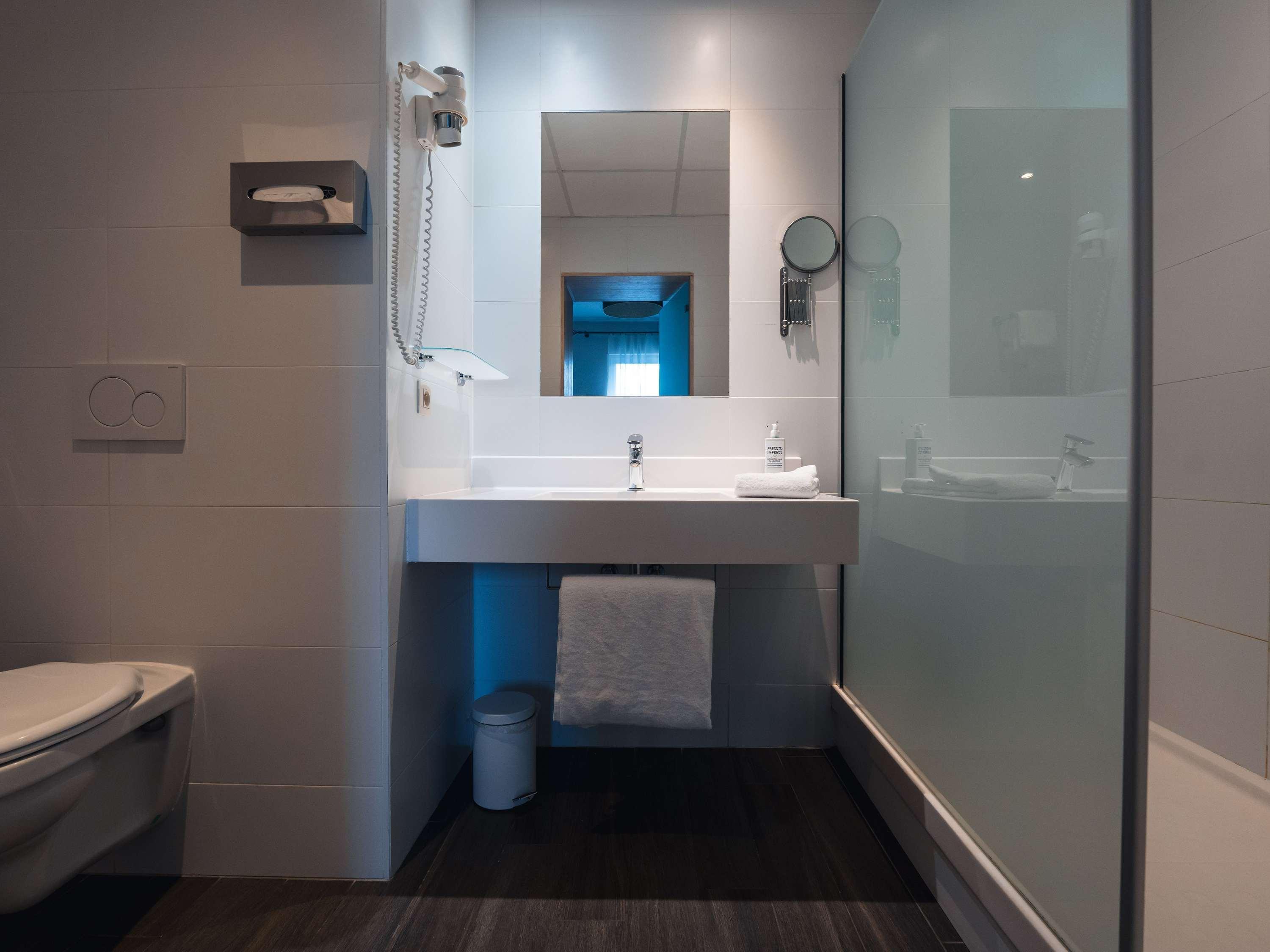 Double Superior King Bed