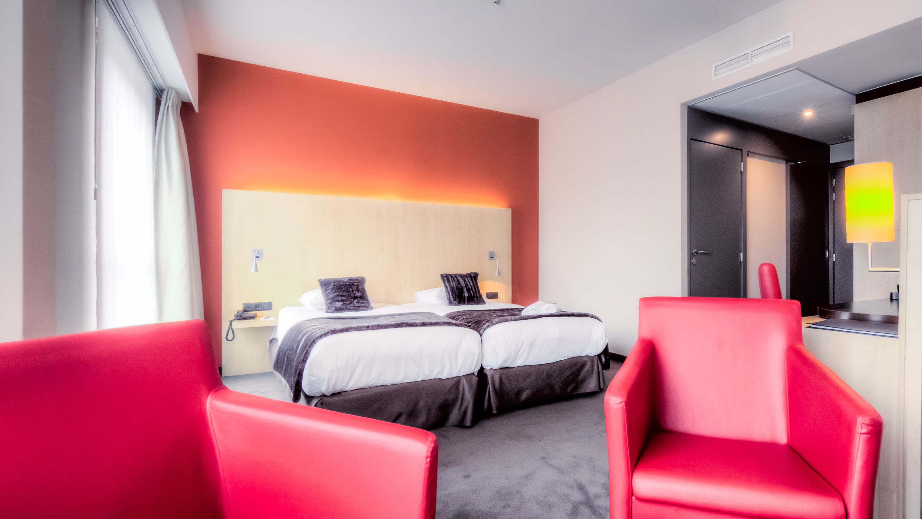 Family Room Executive