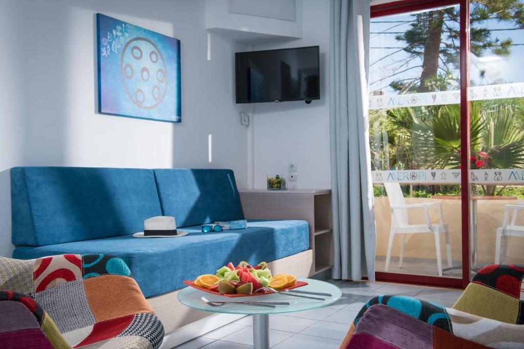 Family Room One Bedroom