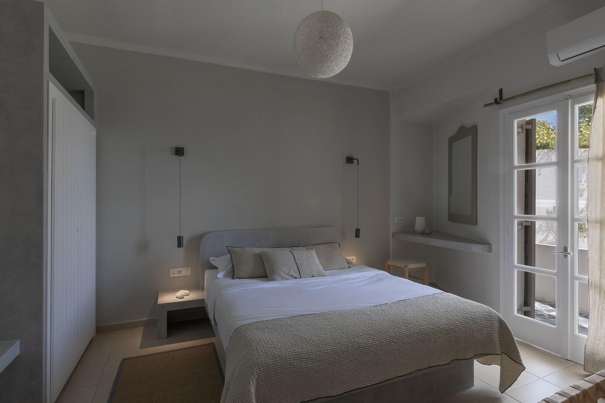 Family Room Three Beds