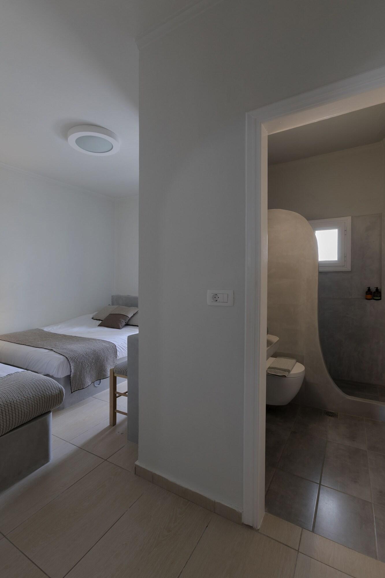 Family Room Three Beds