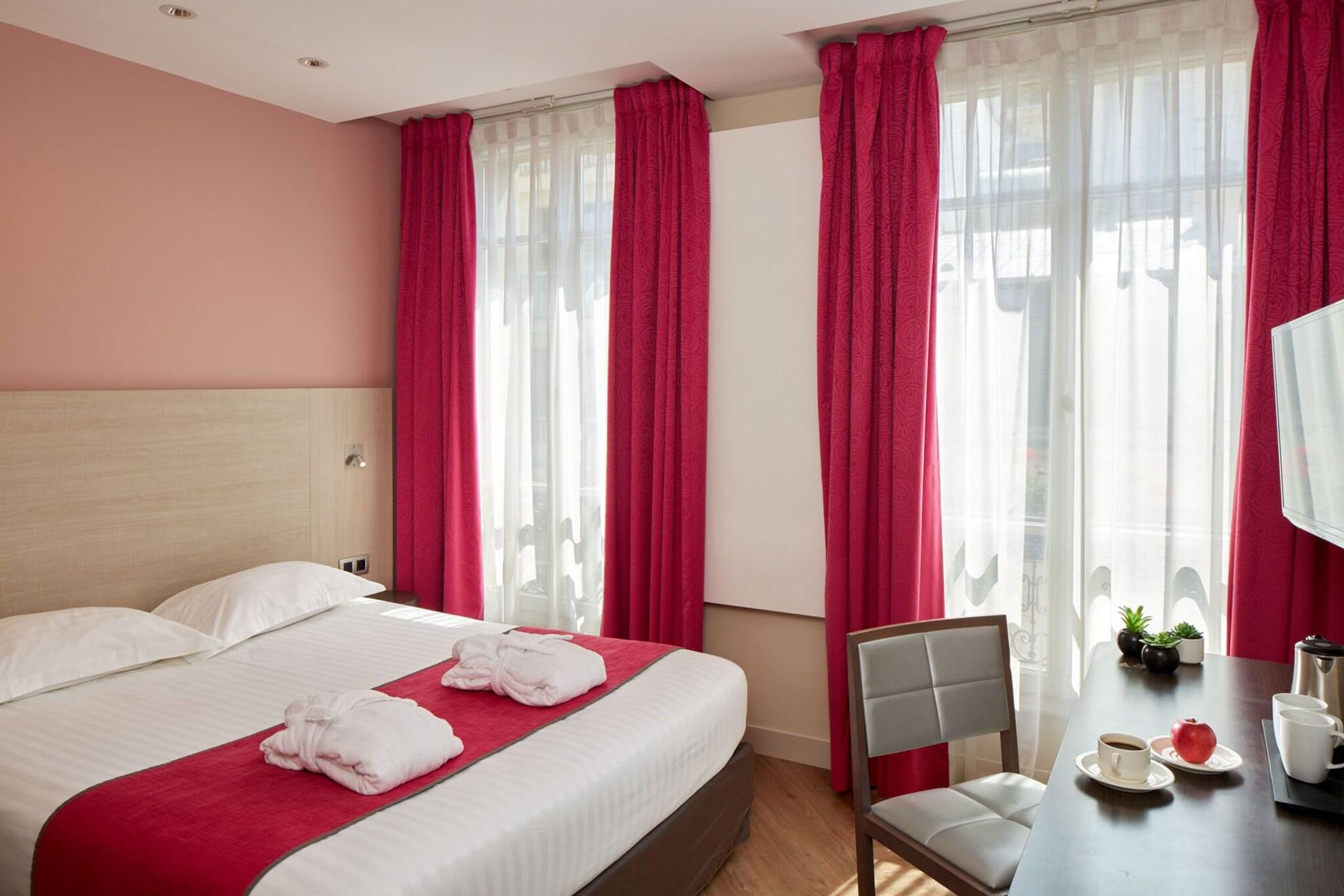 Double Superior Queen Bed