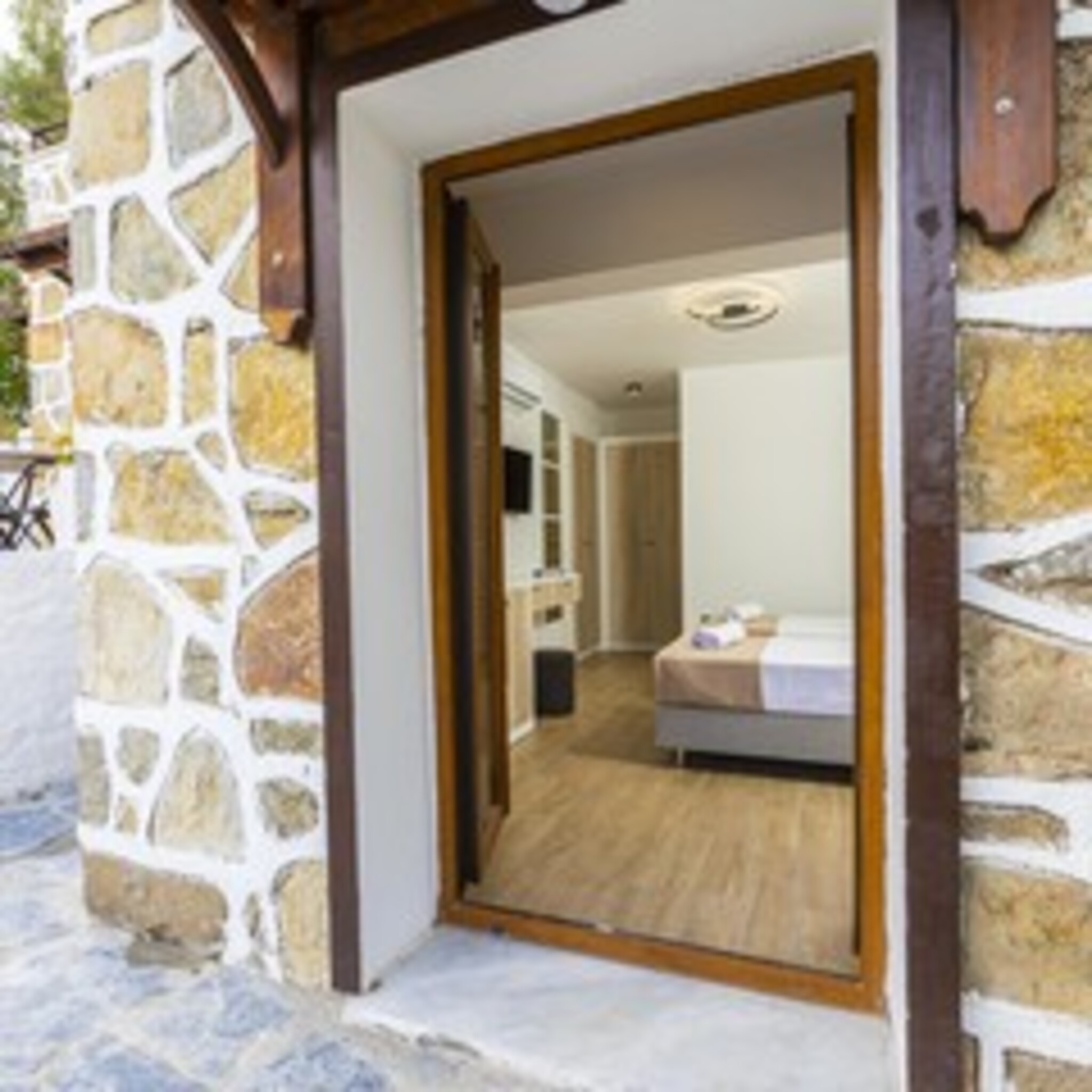 Double or Twin Deluxe