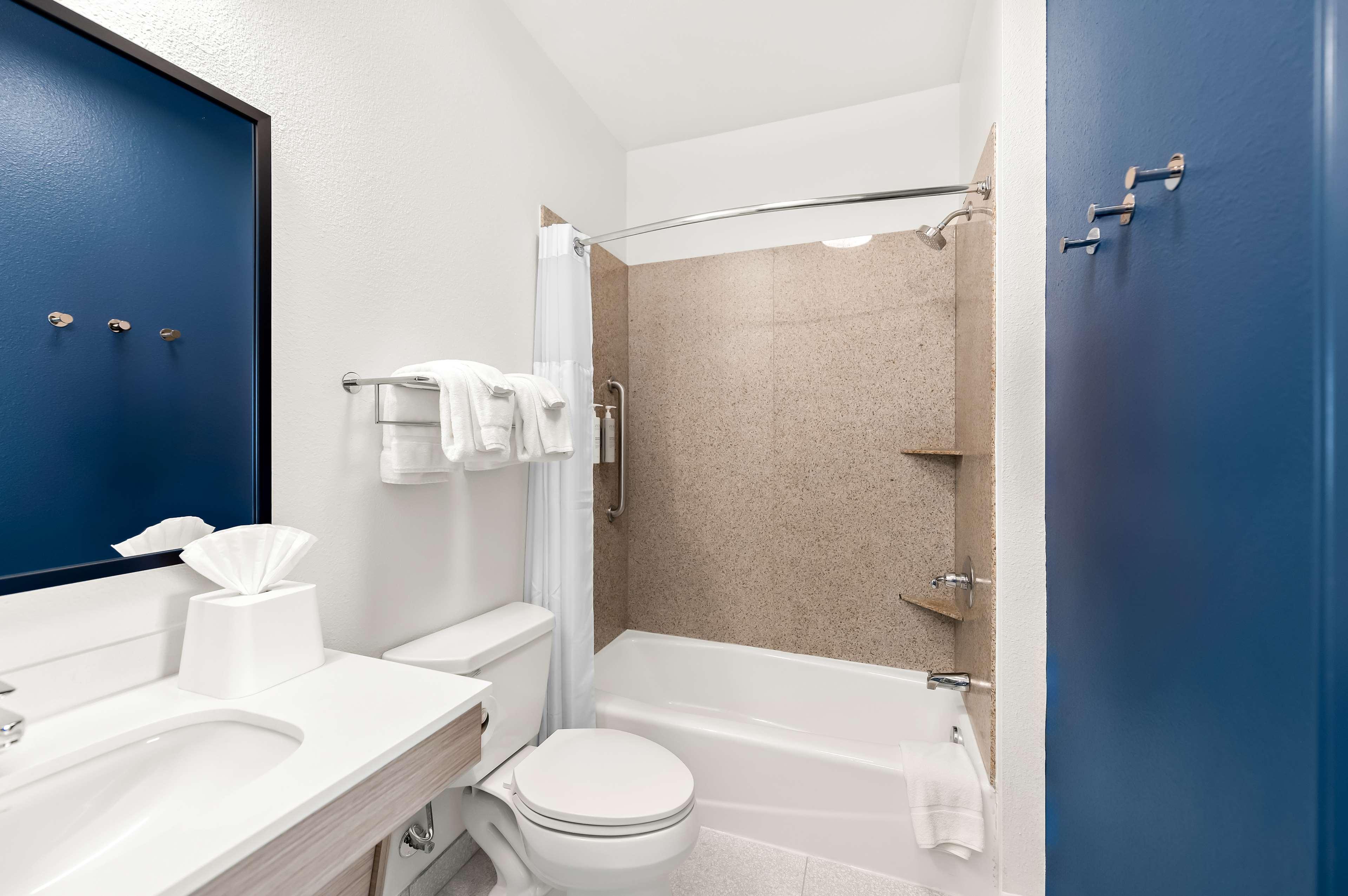 Double Accessible-two Queen Beds