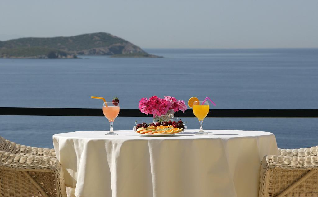 Double or Twin Sea View