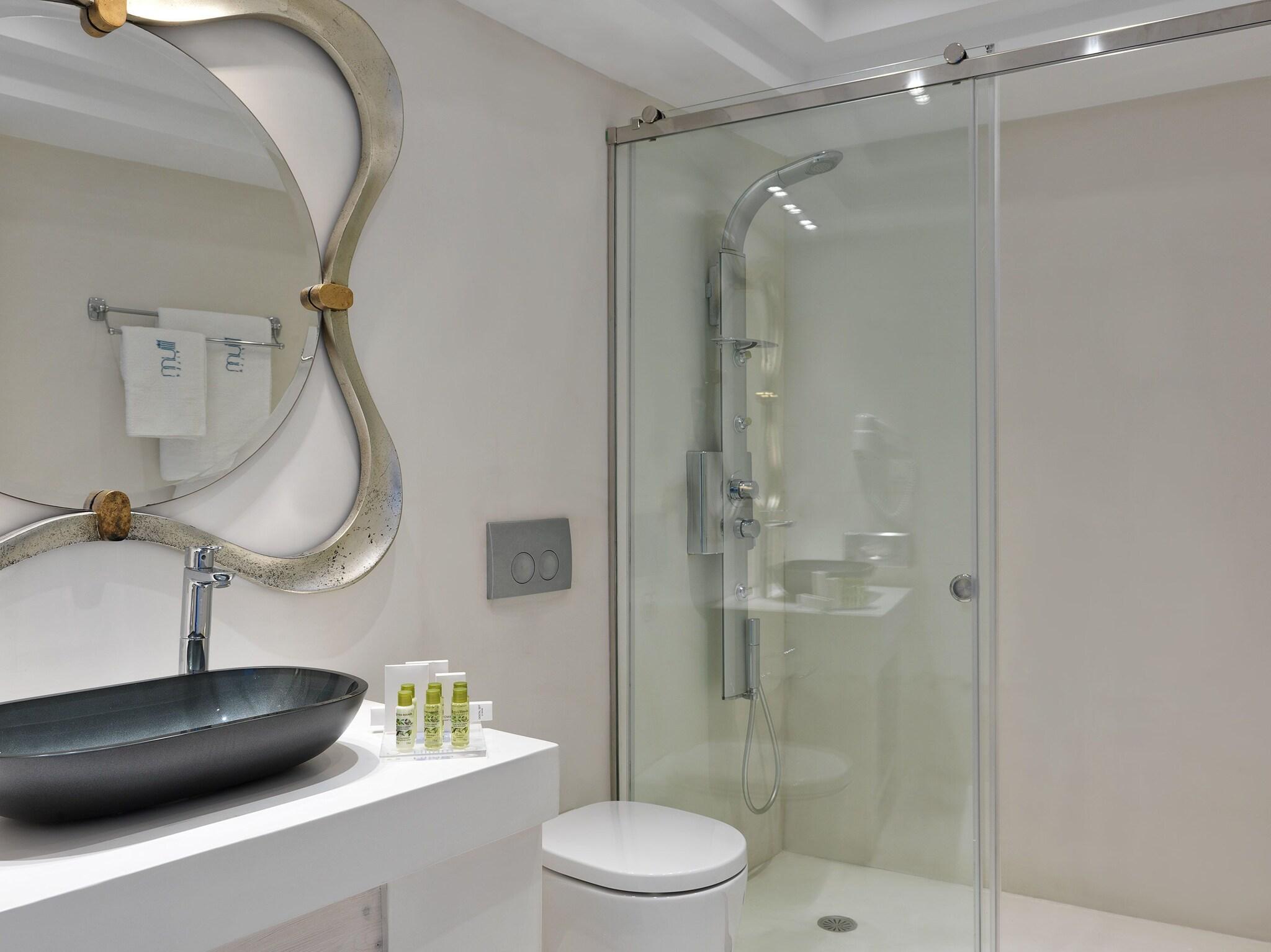 Suite with Private Pool