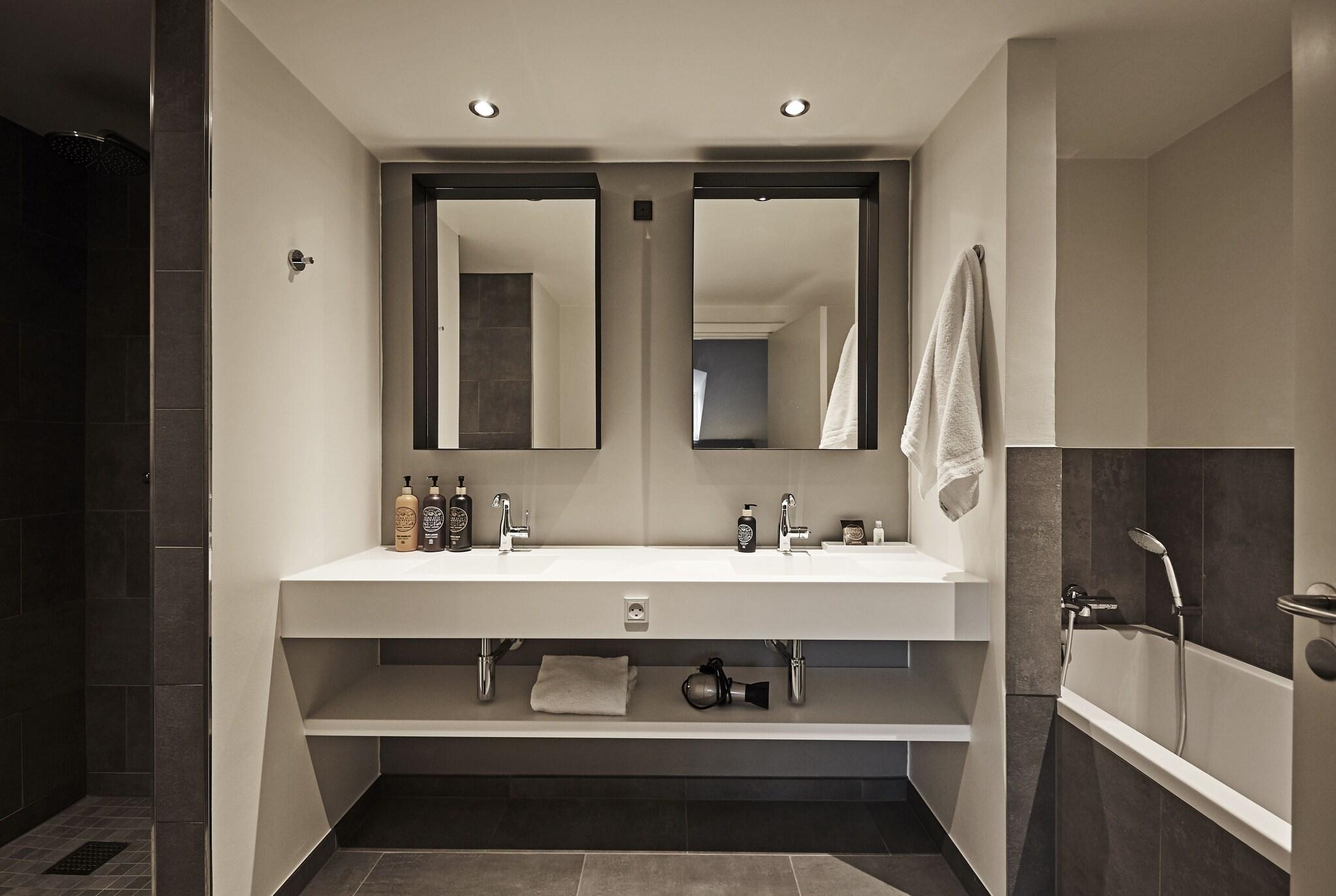 Junior Suite with Double Bed