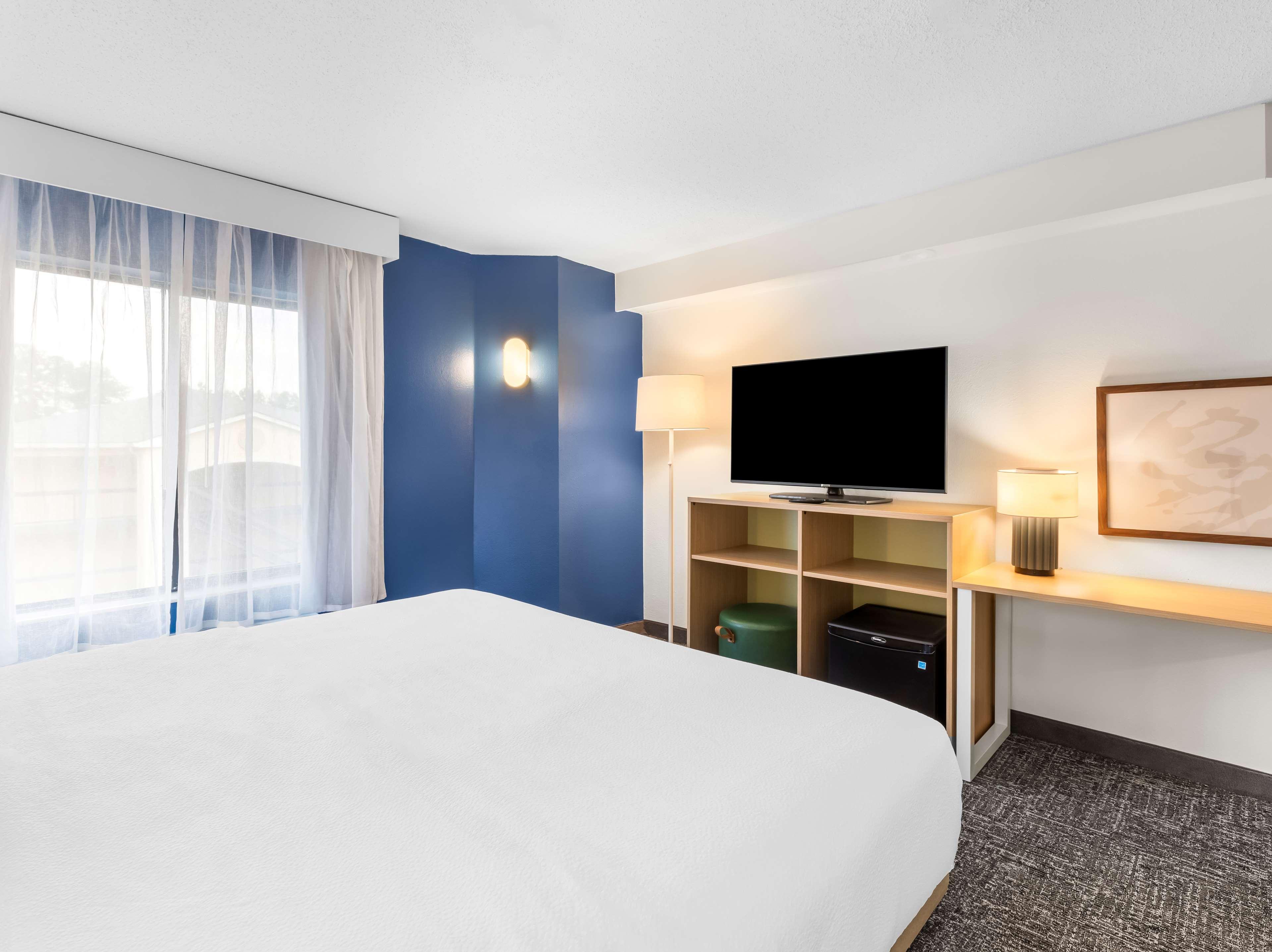 Studio Two King Beds