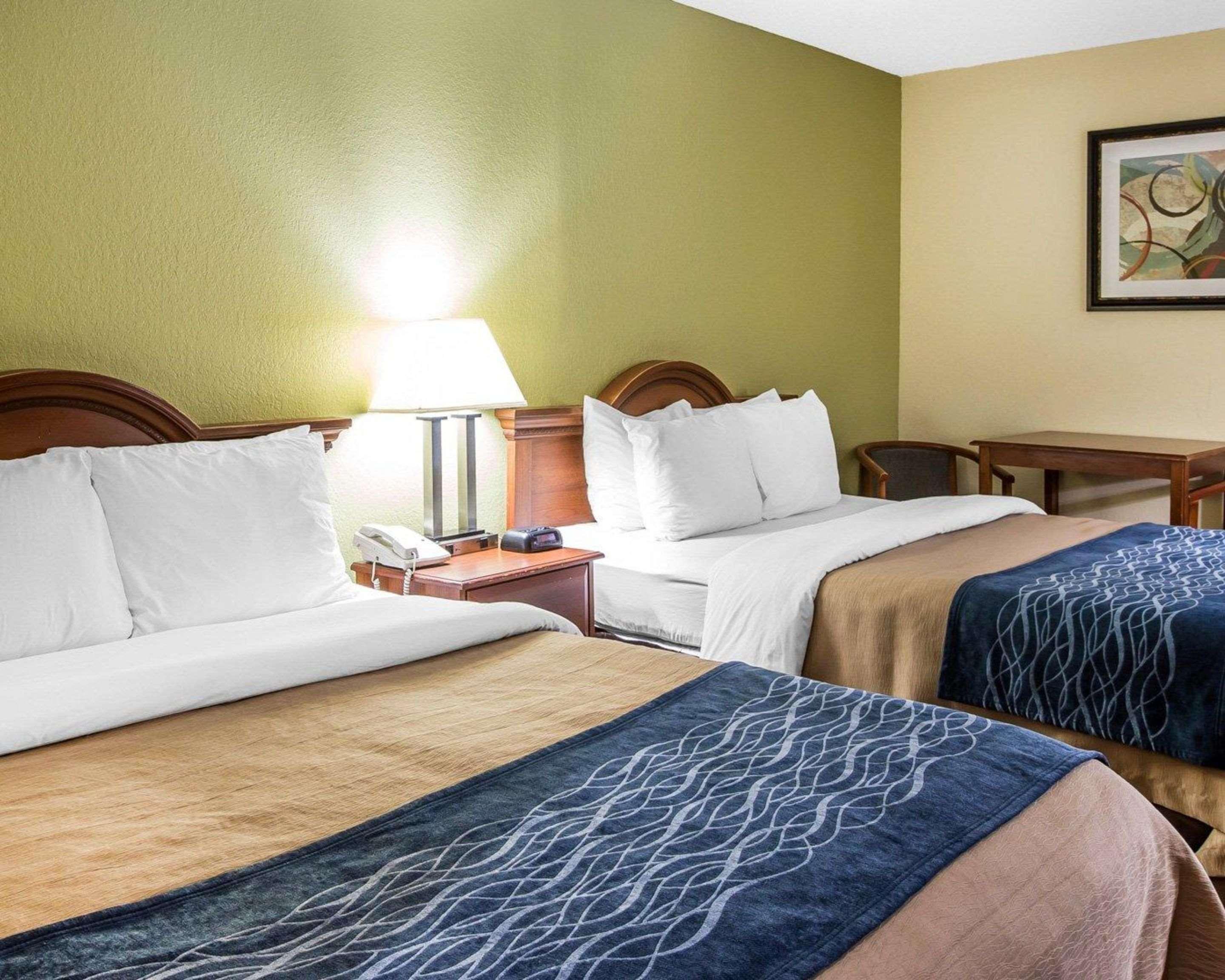 Double Two Queen Beds Non Smoking