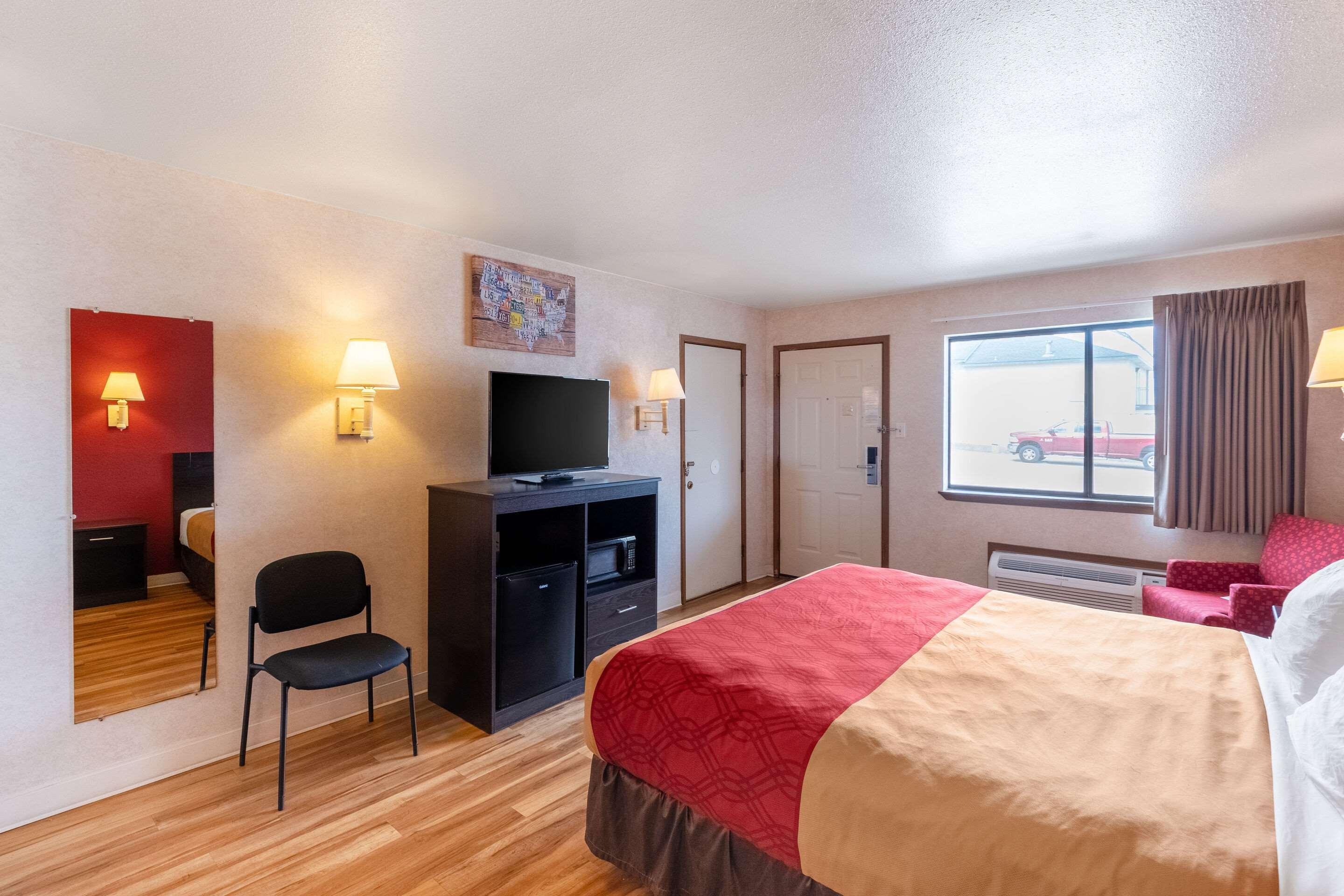 Double King Bed Non Smoking