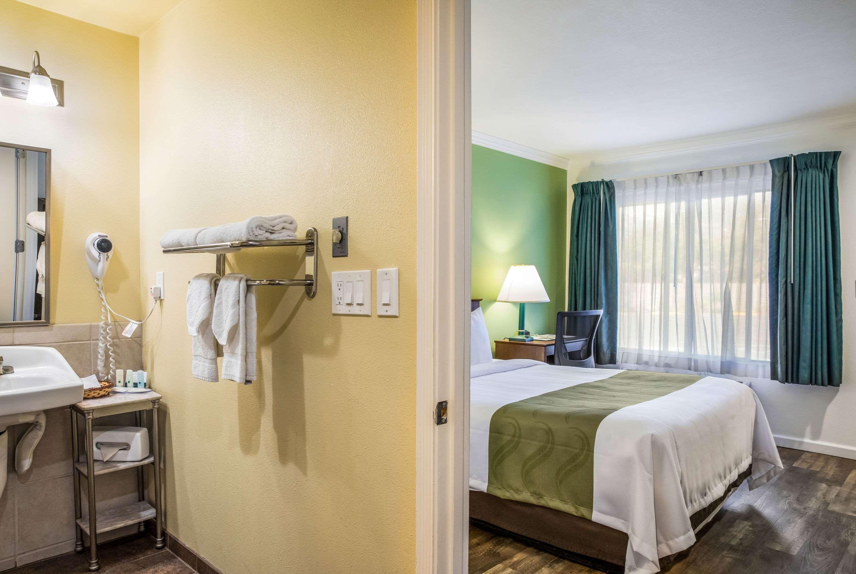 Double Two Double Beds Non Smoking