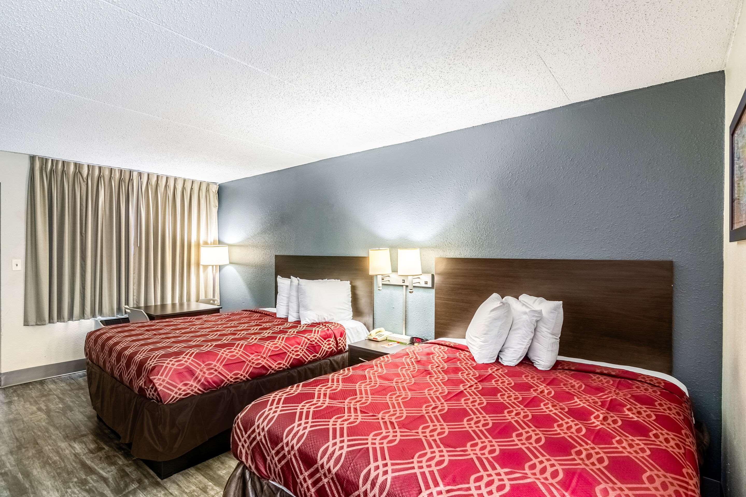 Double Two Queen Beds Non Smoking