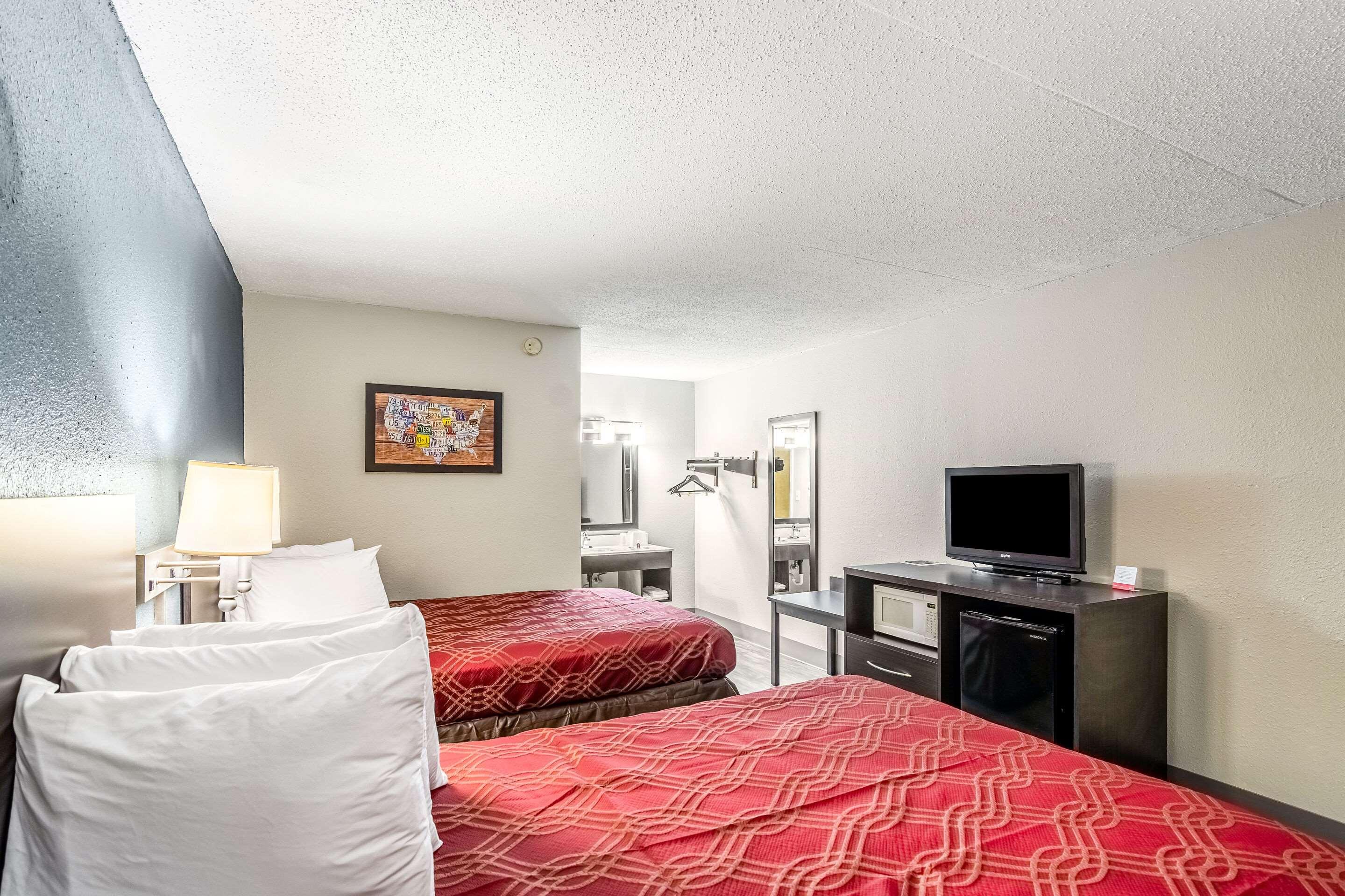 Double Two Queen Beds Non Smoking