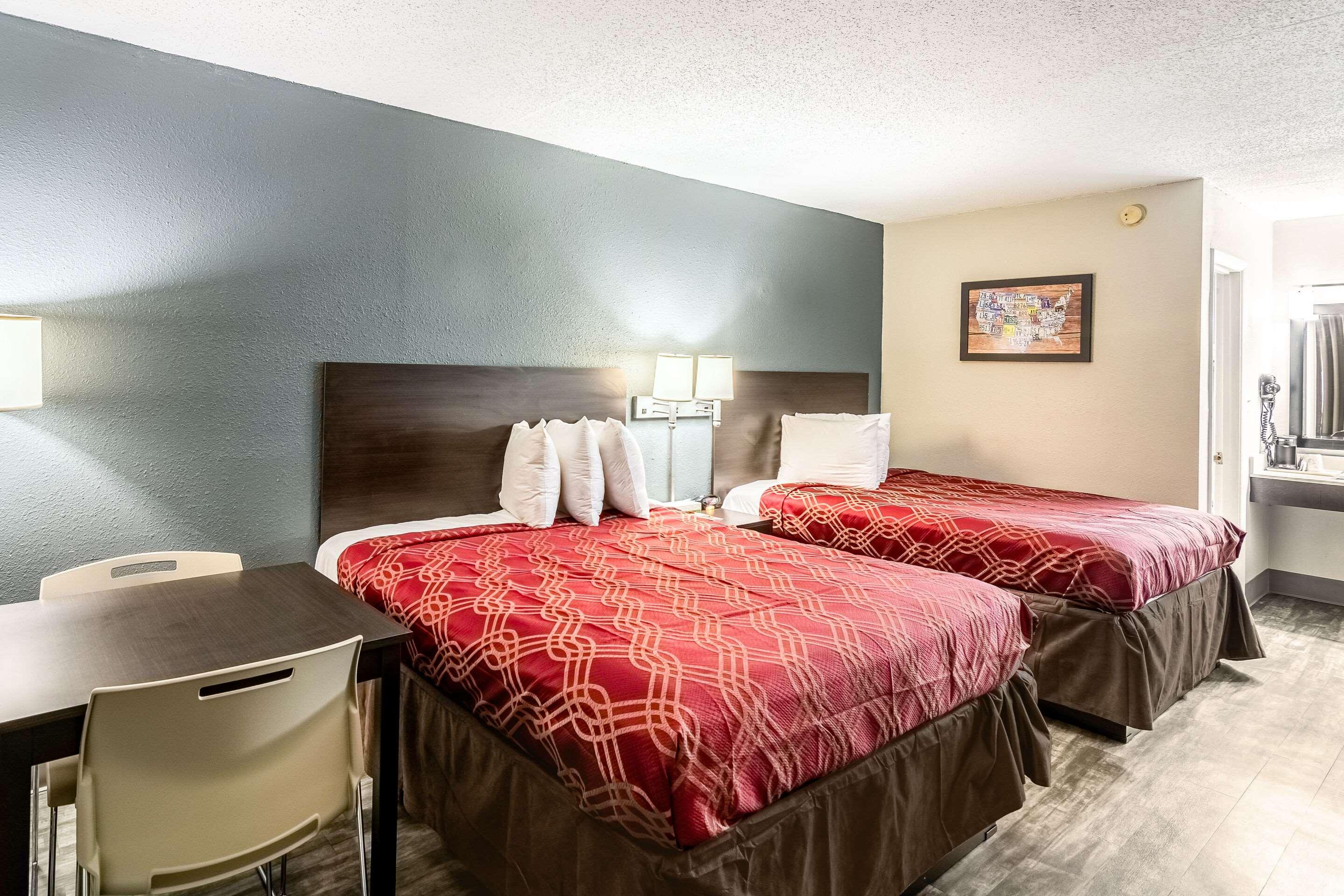 Double Two Queen Beds Non Smoking