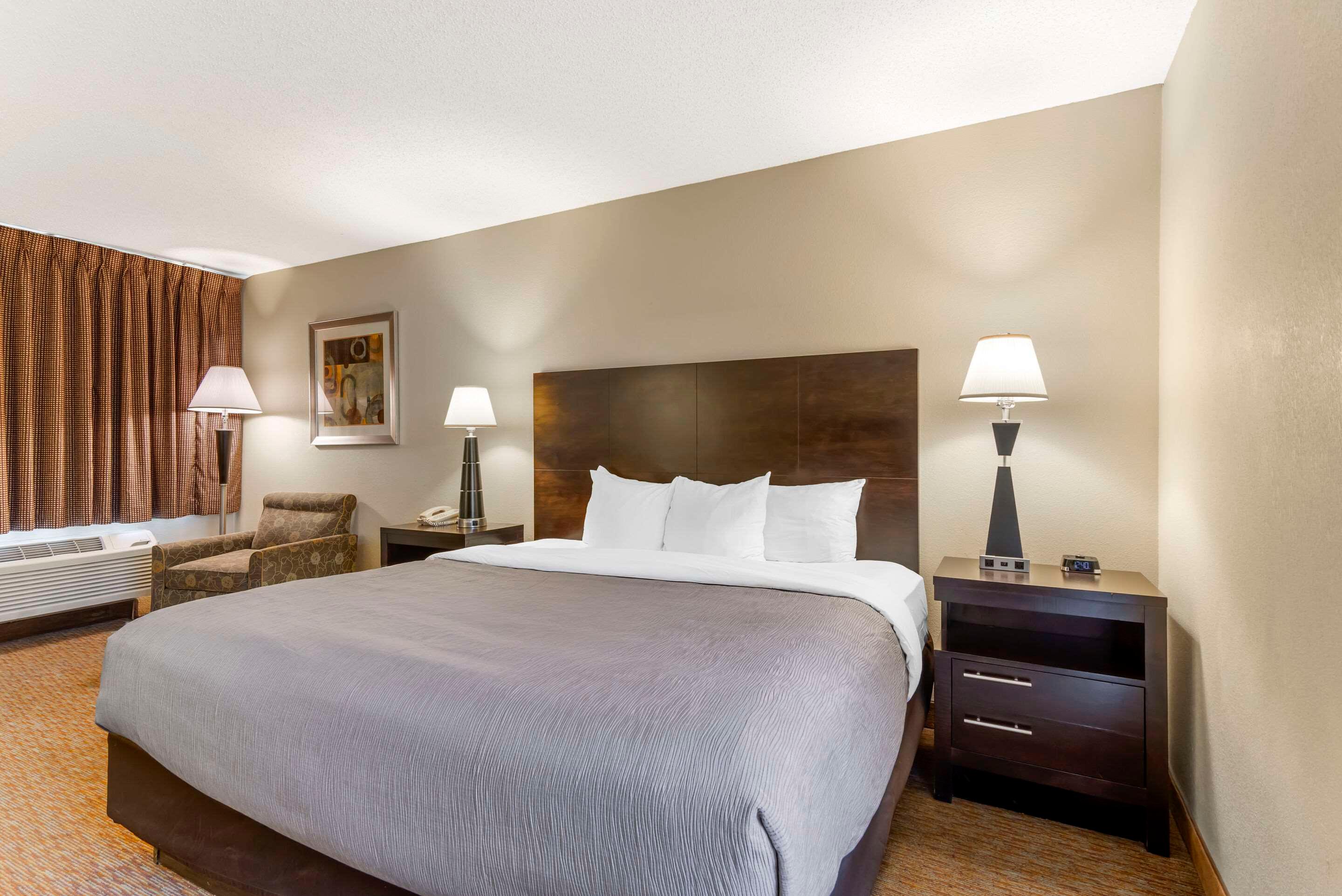 Double Queen Size Bed