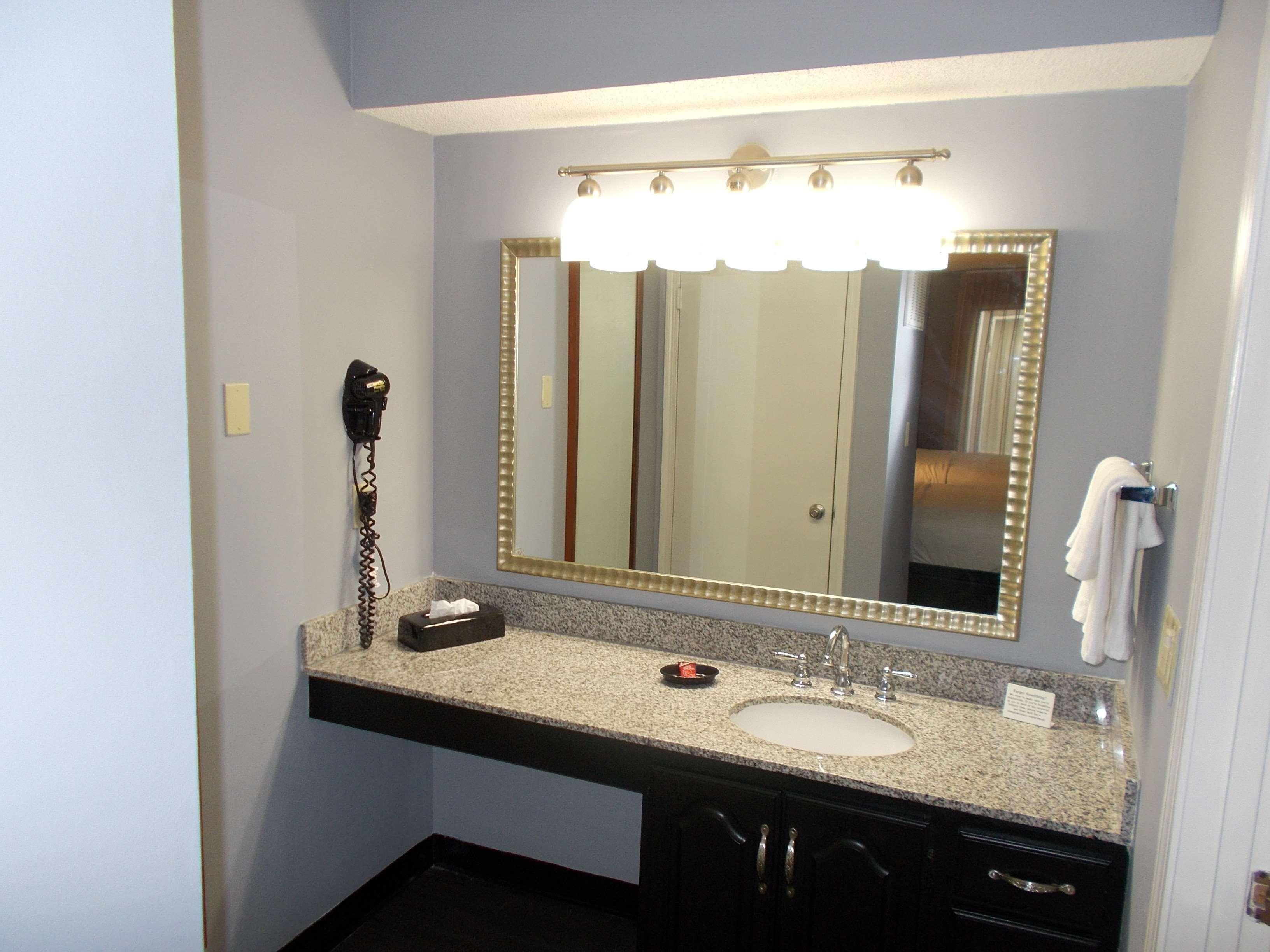 Suite Two Queen Beds