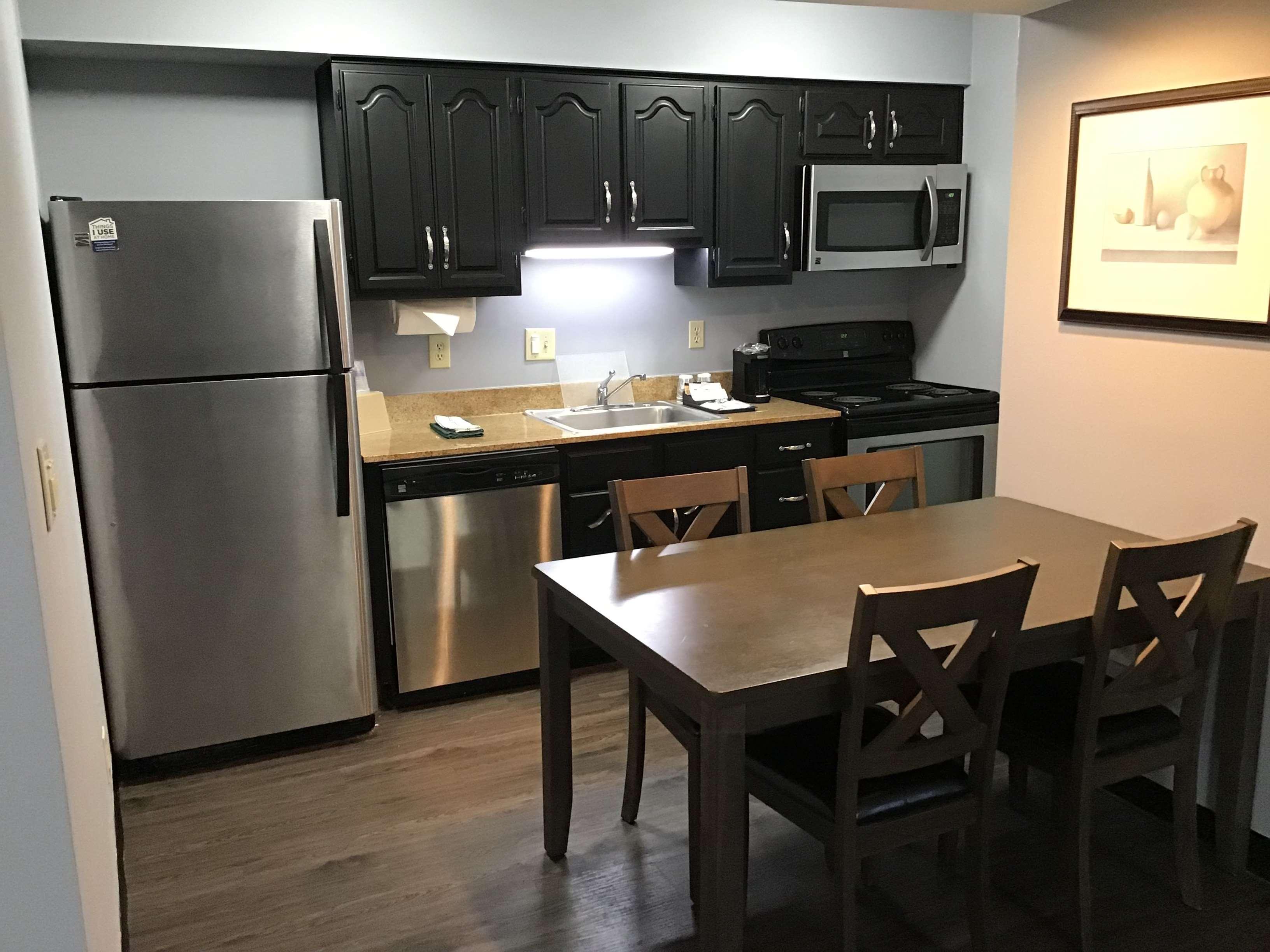 Suite Two Queen Beds