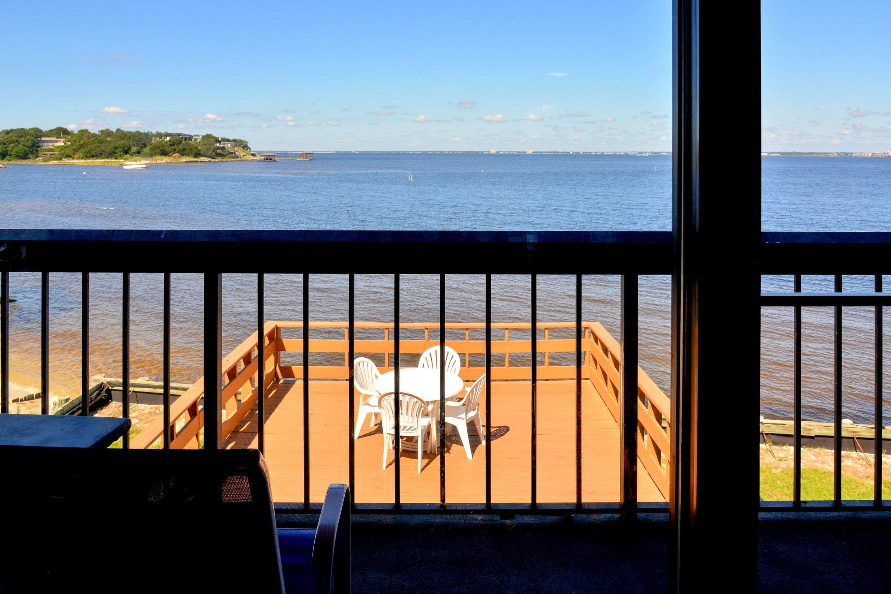 Suite Two Double Beds Non Smoking