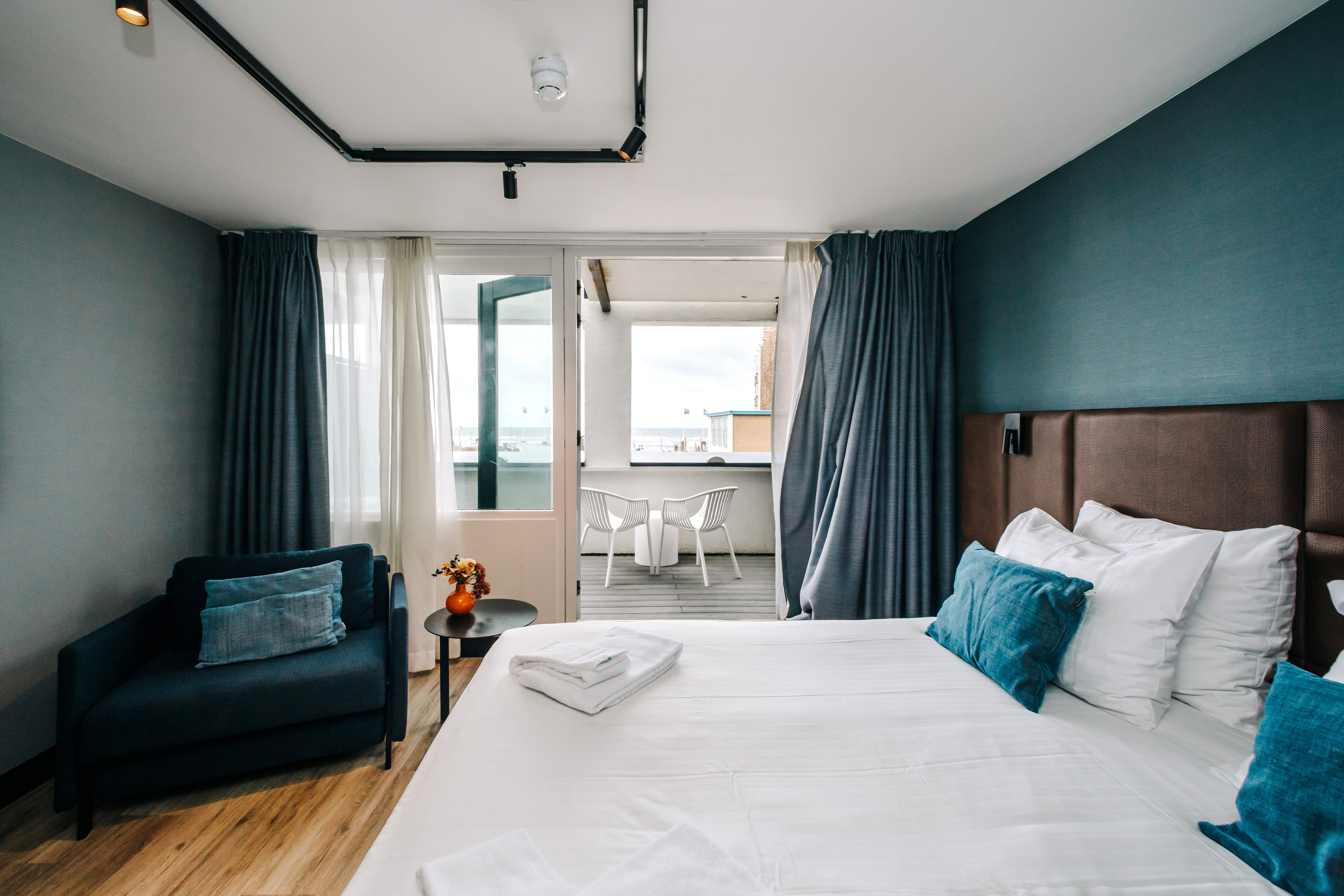Double Deluxe Sea View with Balcony