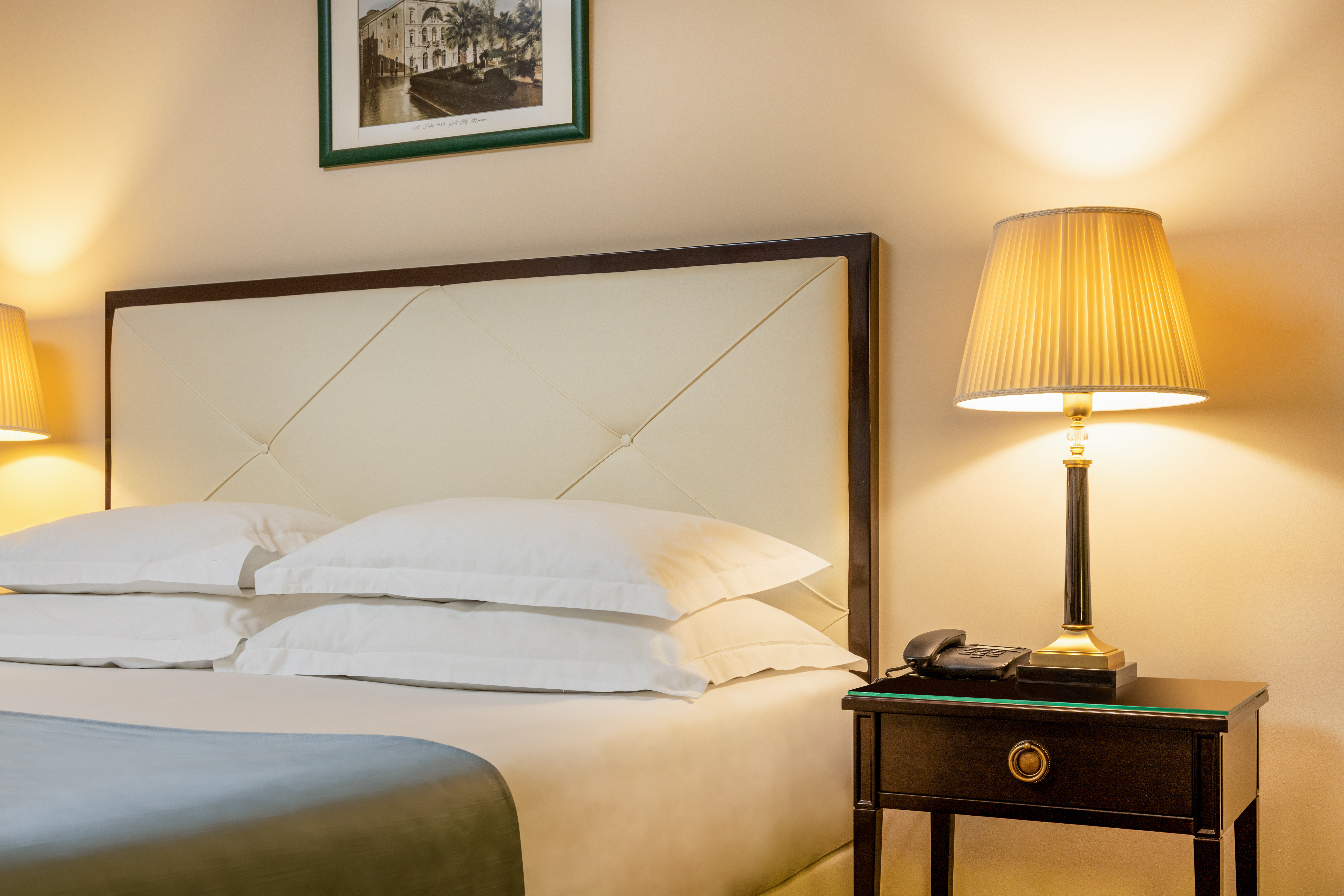 Double or Twin Deluxe Sea View