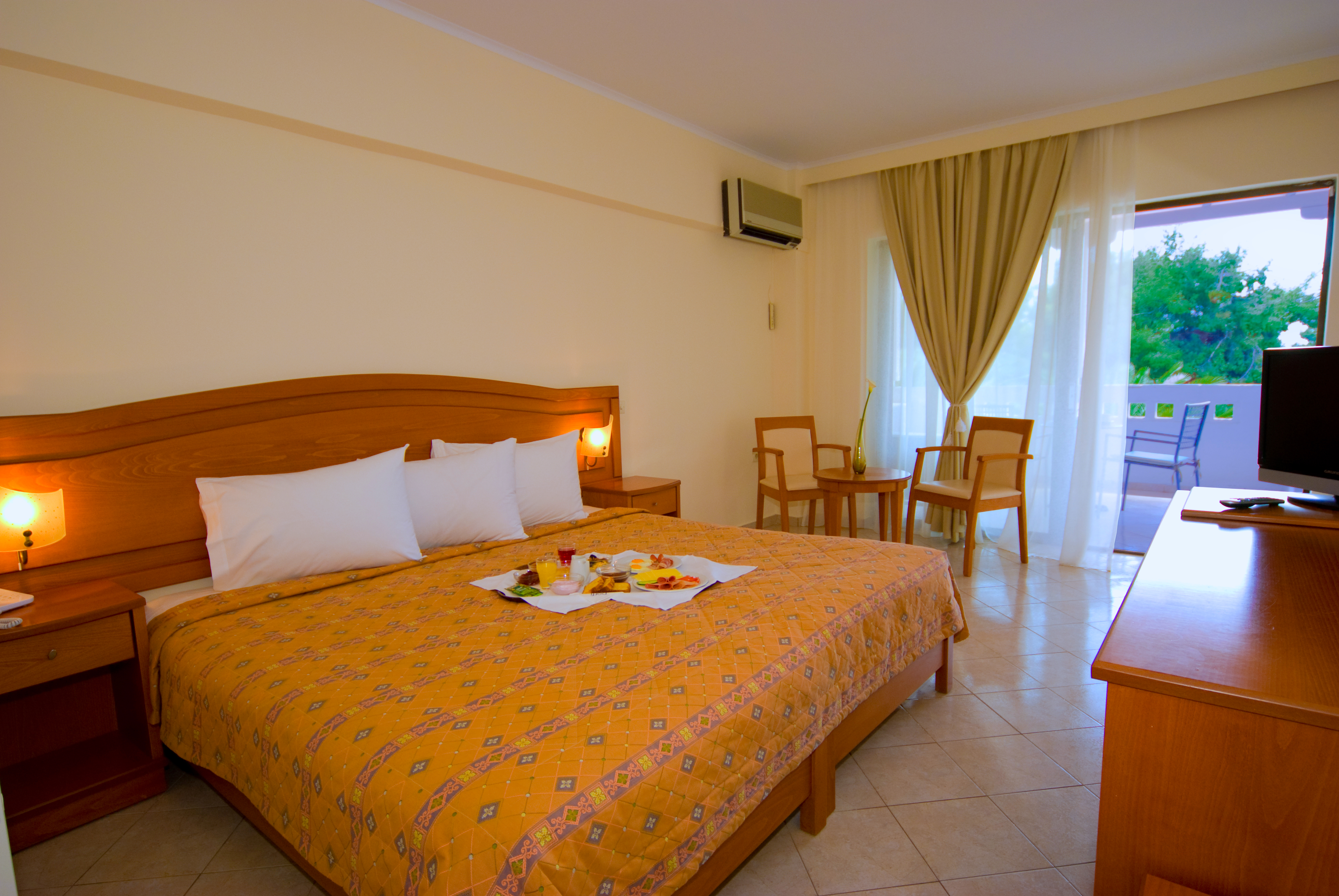 Double or Twin Standard