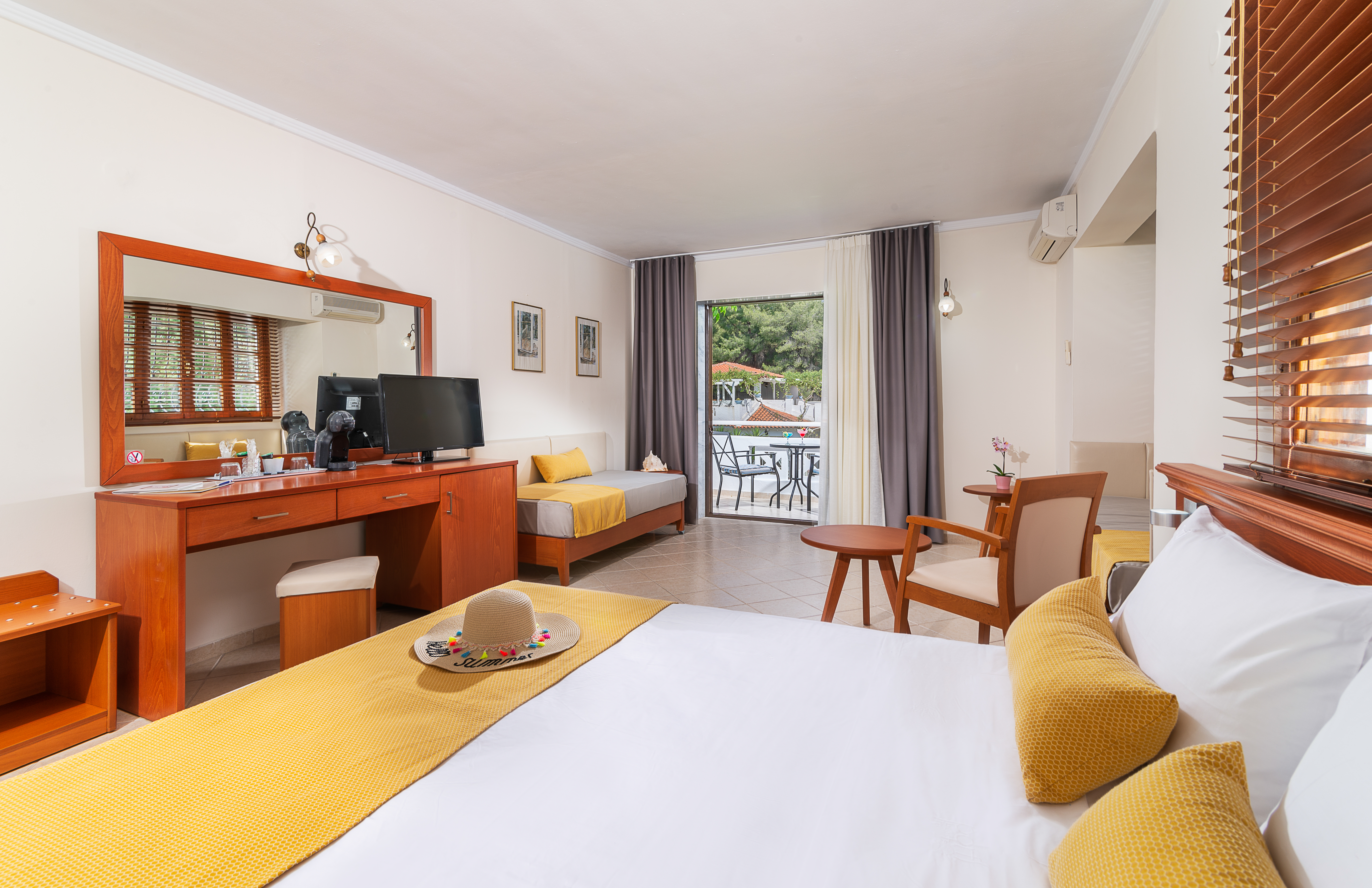 Family Room Superior