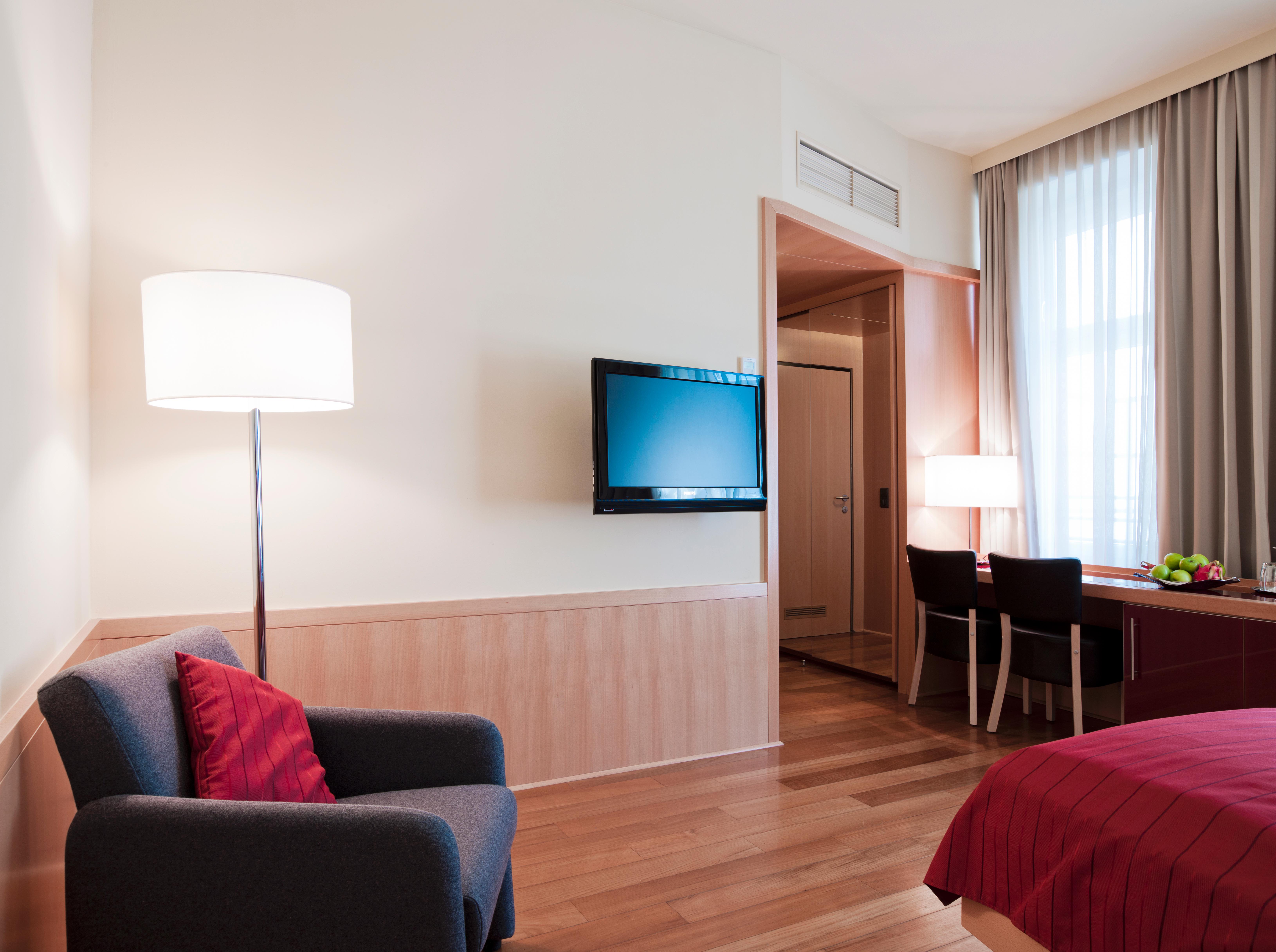 Double or Twin Executive