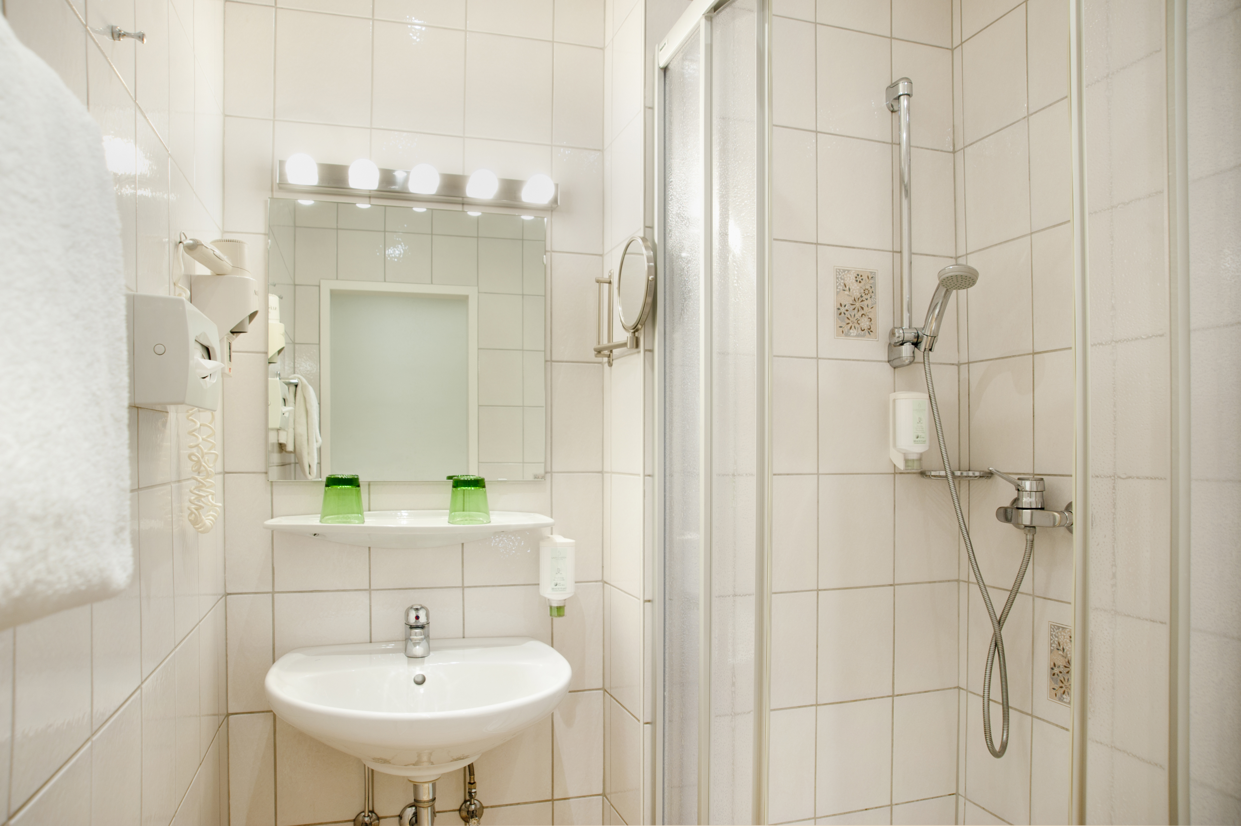 Double or Twin Standard