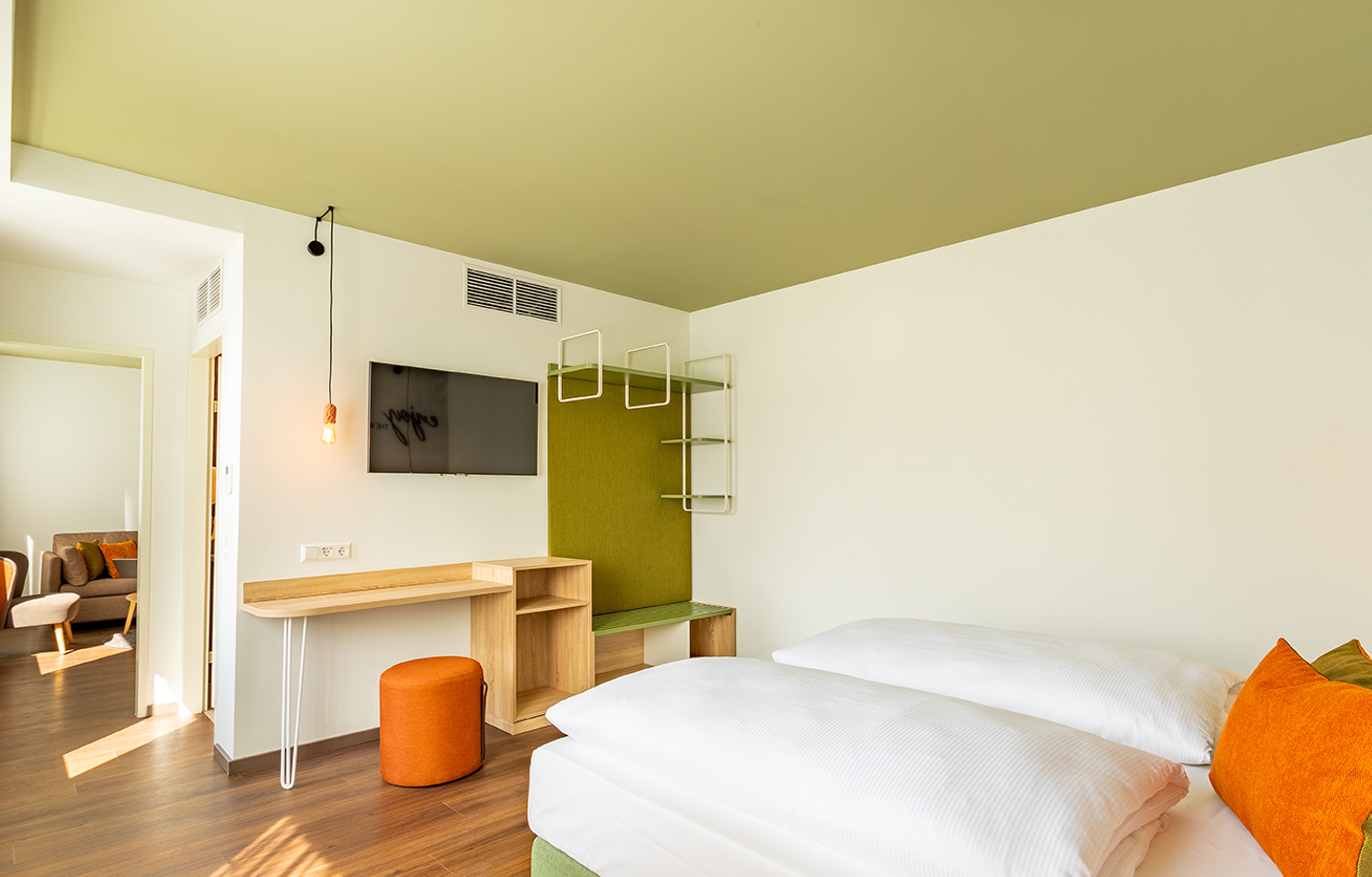 Suite Capacity 4 Three Bedroom