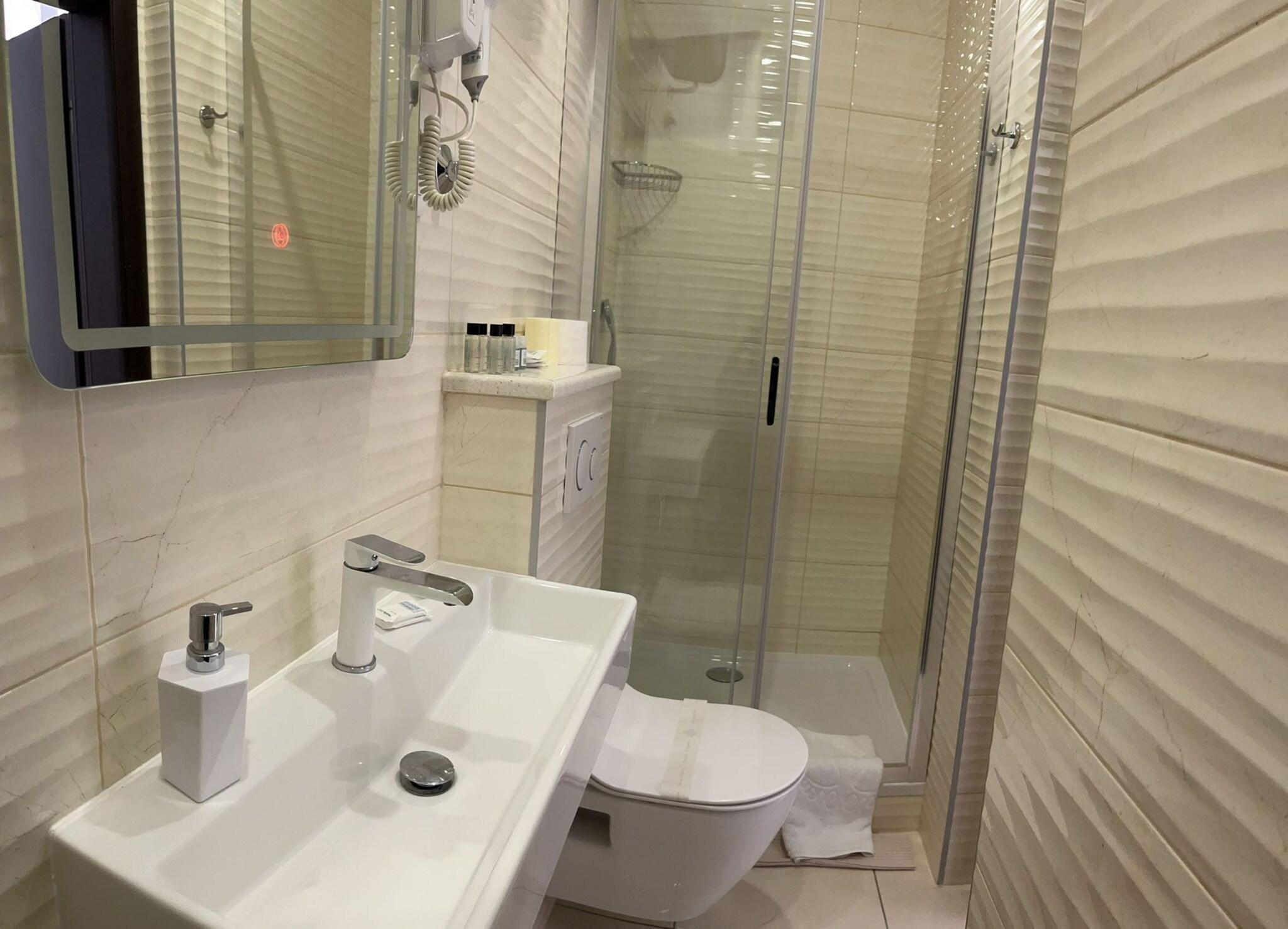 Apartment Superior Queen Bed