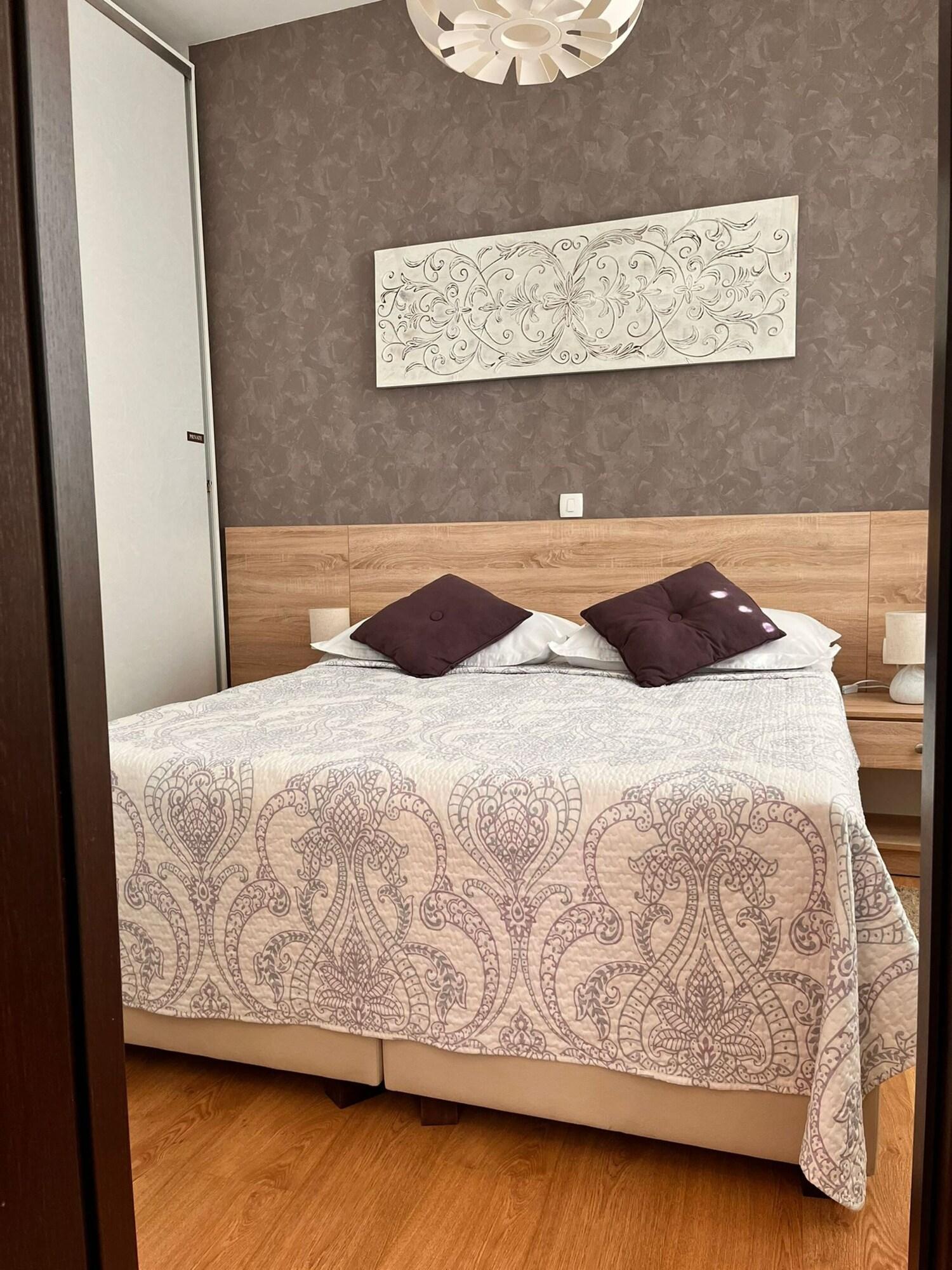 Apartment Superior Queen Bed