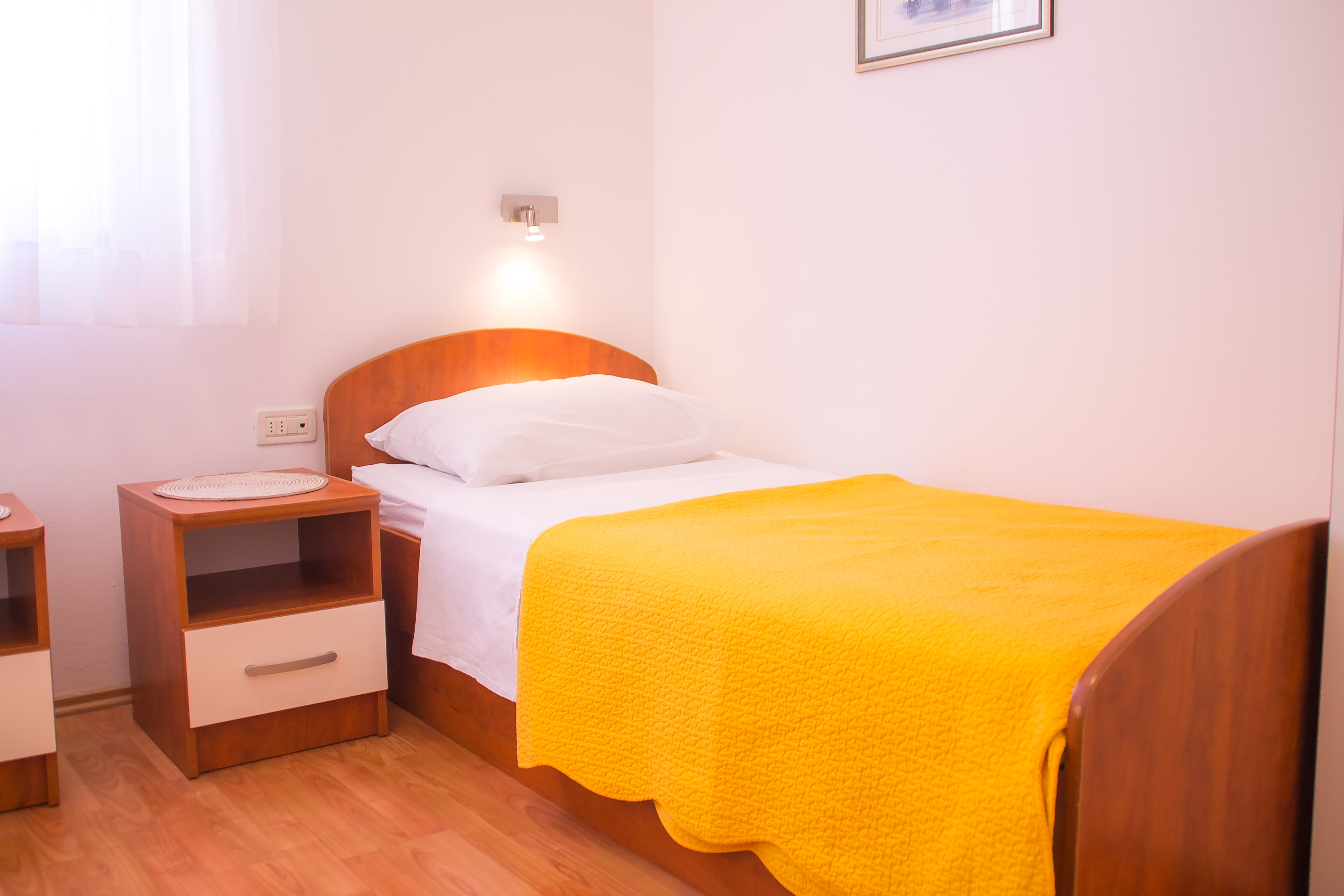 Apartment Capacity 6